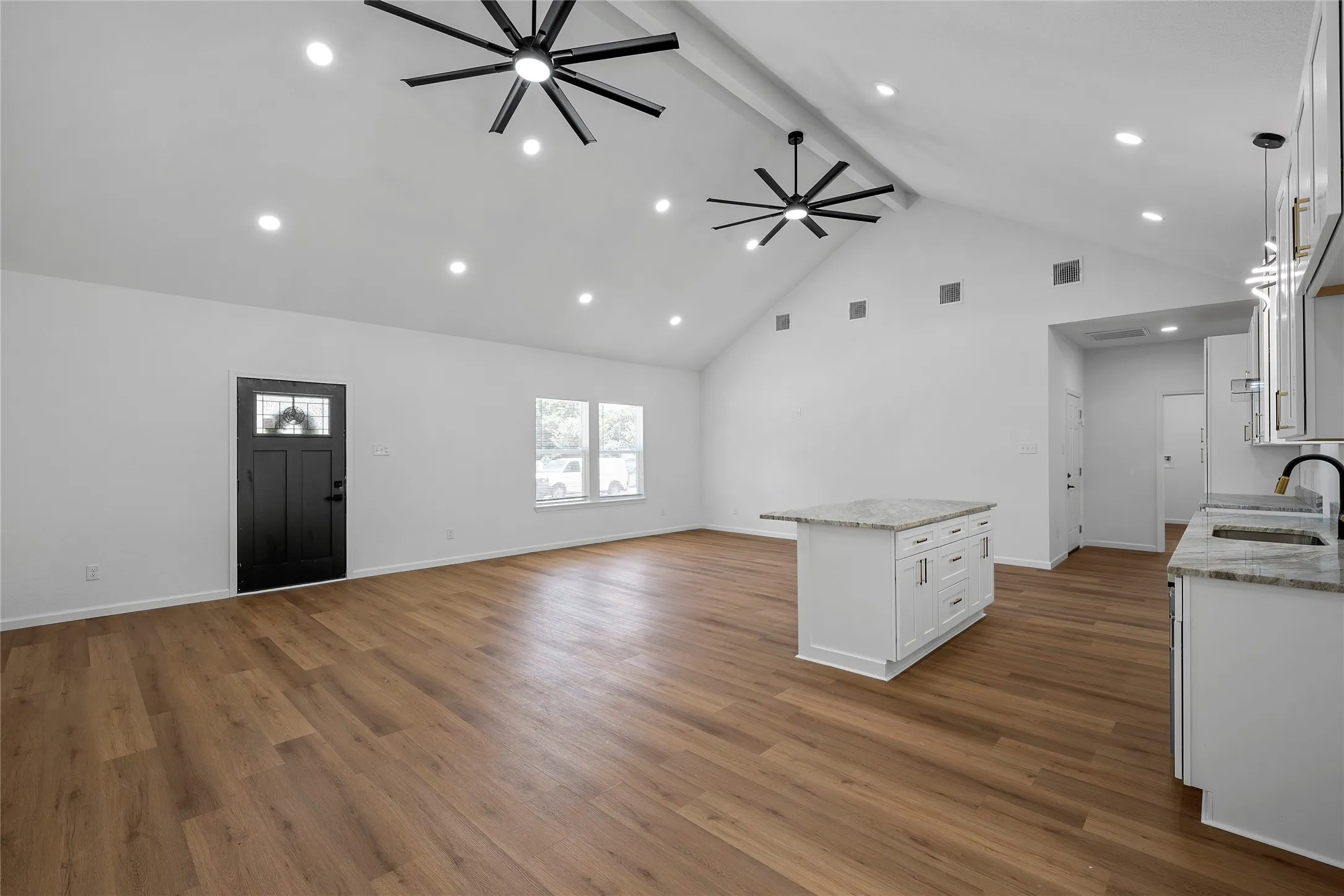 Single Family Residence For Sale in Mc Lennan County , 1630 Egan Lane, Waco, Texas 76705, 3 Bedroom, 3 Bathroom, 2 Garage spaces, 1,695 Sqft, built in 2026, mls#21301022, Real Estate Agent in Waco, Homes For Sale in Mc Lennan county, Homes For Sale in Waco, Realtor in Waco Texas, Real Estate Brokerage Independent Realty Texas, Luminita Cordes Realtor