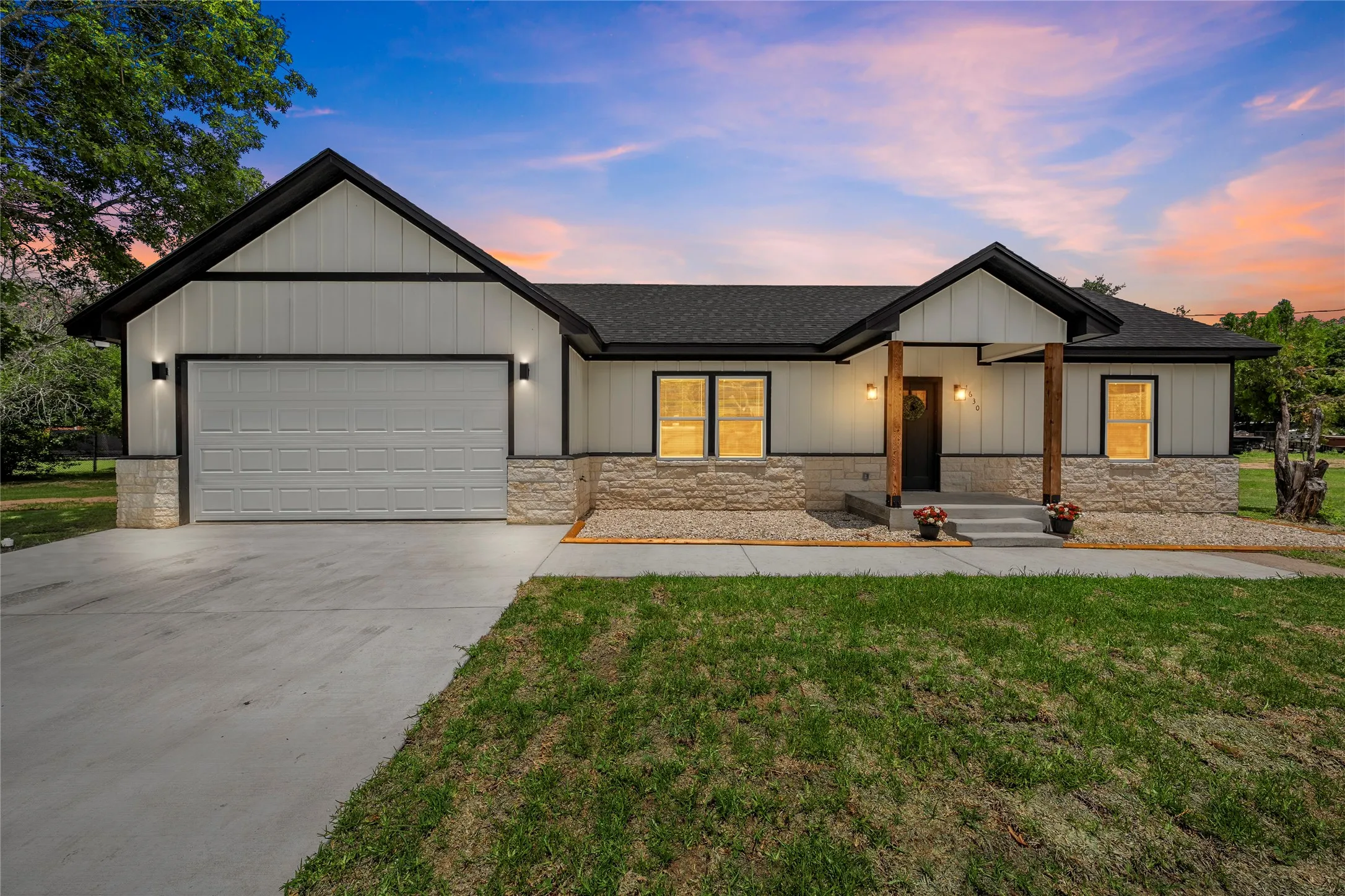 Single Family Residence For Sale in Mc Lennan County , 1630 Egan Lane, Waco, Texas 76705, 3 Bedroom, 3 Bathroom, 2 Garage spaces, 1,695 Sqft, built in 2026, mls#21301022, Real Estate Agent in Waco, Homes For Sale in Mc Lennan county, Homes For Sale in Waco, Realtor in Waco Texas, Real Estate Brokerage Independent Realty Texas, Luminita Cordes Realtor