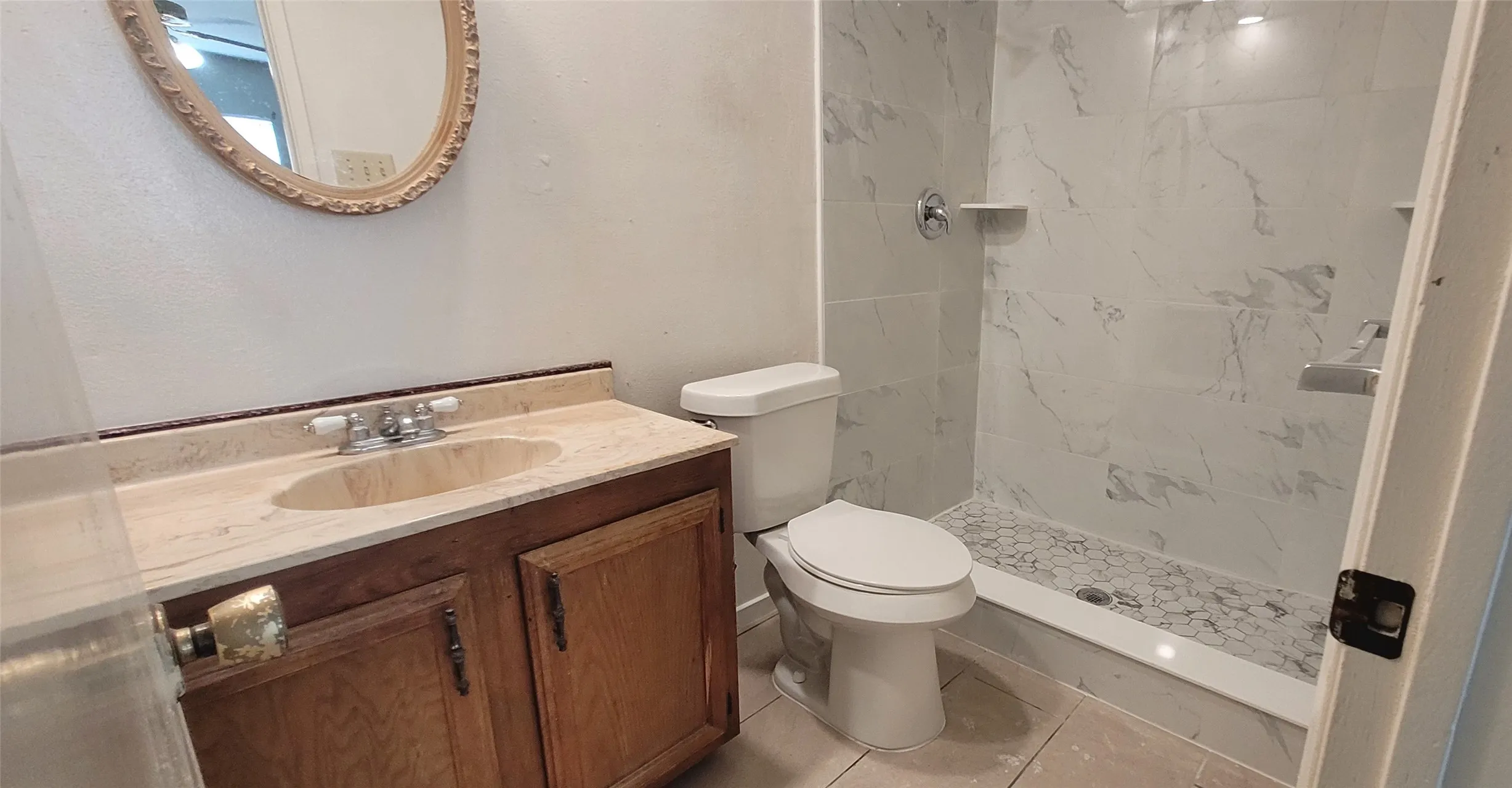 Single Family Residence For Rent in Dallas County , 7314 Emory Oak Lane, Dallas, Texas 75249, 3 Bedrooms, 2 Bathrooms, 2 Garage spaces, 1,711 Sqft, built in 1978, Price $1,850, mls#21301163, Real Estate Agent in Dallas, Homes For Rent in Dallas county, Homes For Rent in Dallas, Realtor in Dallas Texas, Real Estate Brokerage Independent Realty Texas, Luminita Cordes Realtor