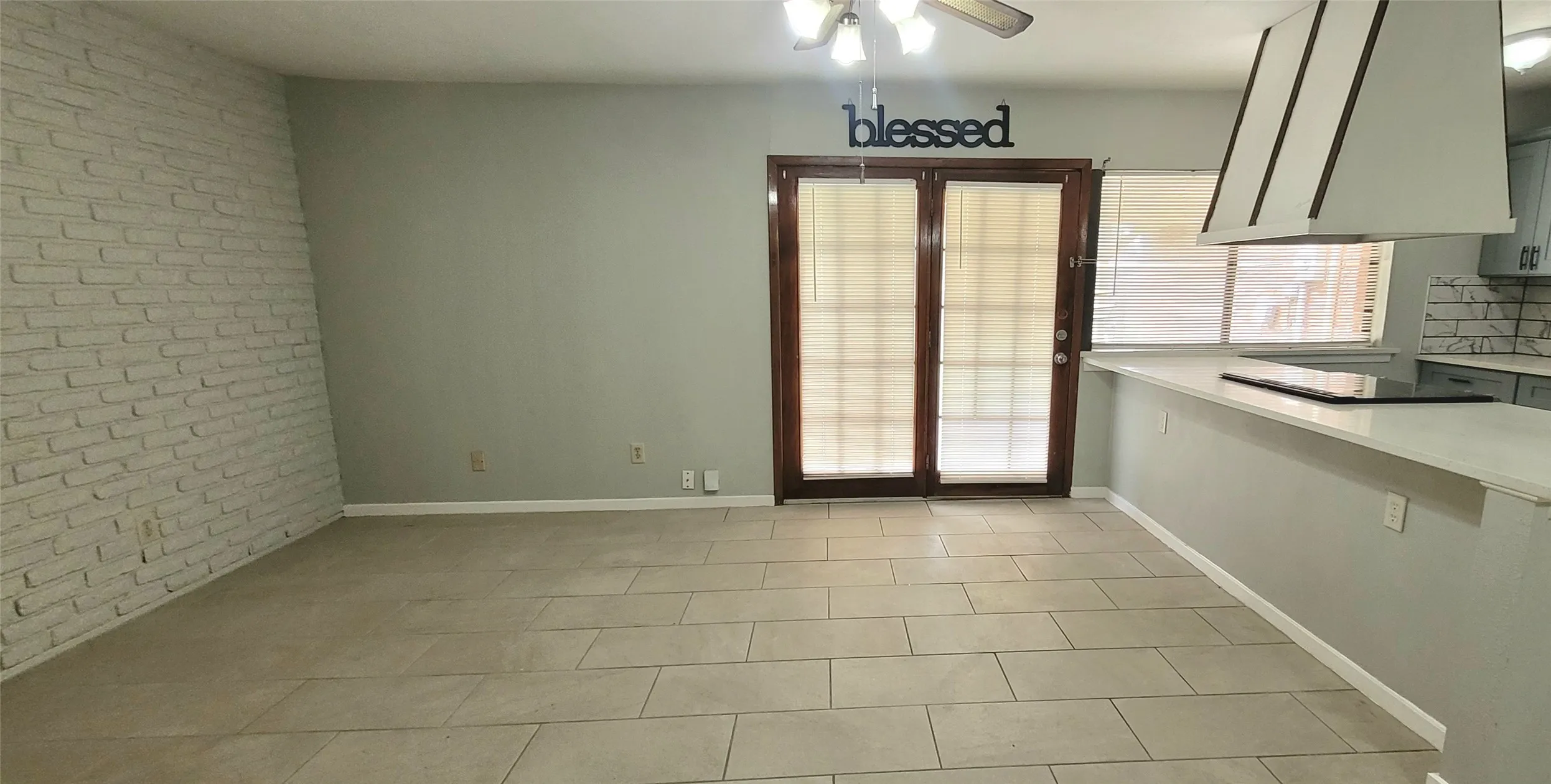 Single Family Residence For Rent in Dallas County , 7314 Emory Oak Lane, Dallas, Texas 75249, 3 Bedrooms, 2 Bathrooms, 2 Garage spaces, 1,711 Sqft, built in 1978, Price $1,850, mls#21301163, Real Estate Agent in Dallas, Homes For Rent in Dallas county, Homes For Rent in Dallas, Realtor in Dallas Texas, Real Estate Brokerage Independent Realty Texas, Luminita Cordes Realtor