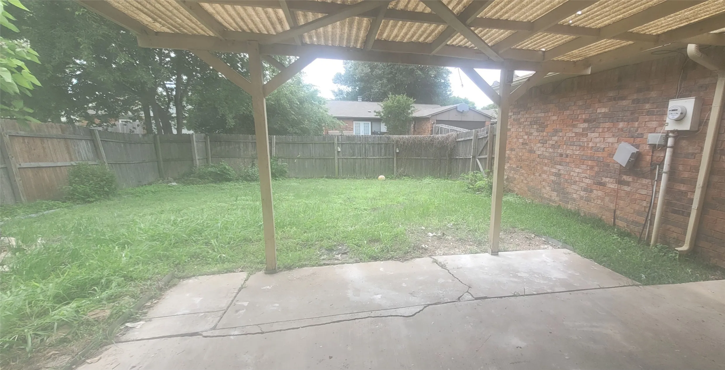 Single Family Residence For Rent in Dallas County , 7314 Emory Oak Lane, Dallas, Texas 75249, 3 Bedrooms, 2 Bathrooms, 2 Garage spaces, 1,711 Sqft, built in 1978, Price $1,850, mls#21301163, Real Estate Agent in Dallas, Homes For Rent in Dallas county, Homes For Rent in Dallas, Realtor in Dallas Texas, Real Estate Brokerage Independent Realty Texas, Luminita Cordes Realtor
