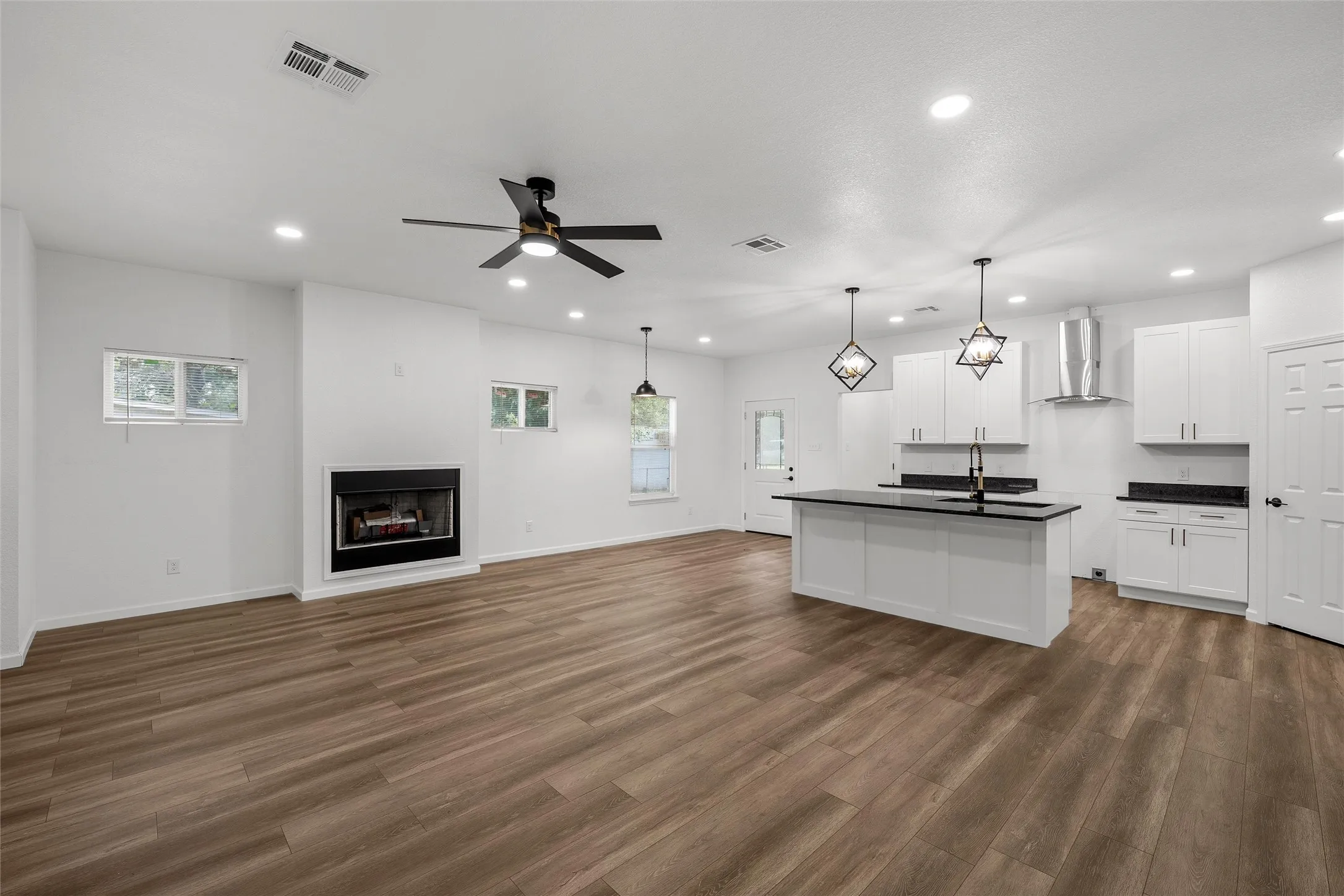 Single Family Residence For Sale in Mc Lennan County , 1701 Egan Lane, Waco, Texas 76705, 4 Bedroom, 2 Bathroom, 2 Garage spaces, 1,827 Sqft, built in 2026, Price $315,000, mls#21301165, Real Estate Agent in Waco, Homes For Sale in Mc Lennan county, Homes For Sale in Waco, Realtor in Waco Texas, Real Estate Brokerage Independent Realty Texas, Luminita Cordes Realtor