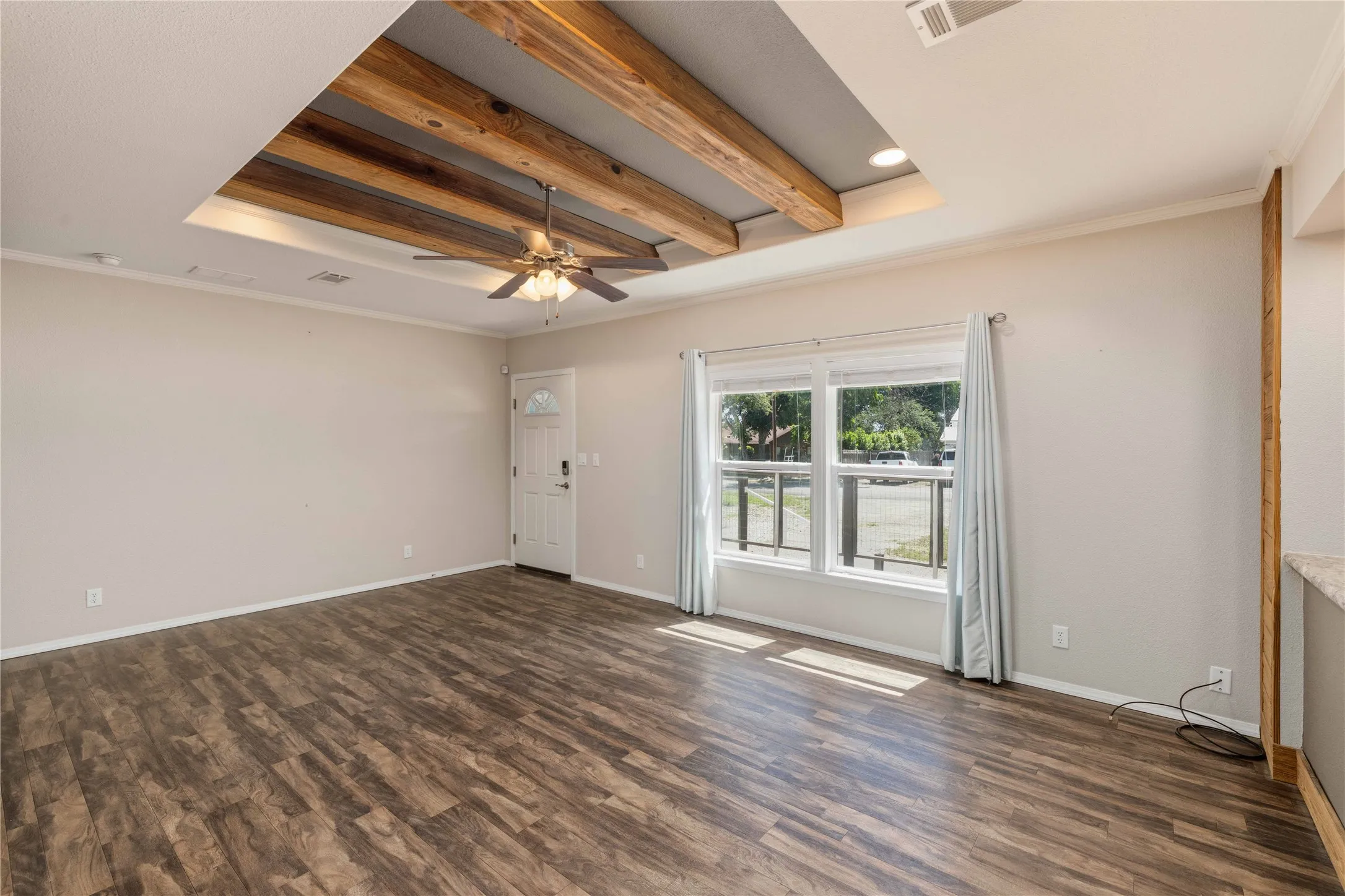 Single Family Residence For Sale in Brown County , 157 David Street, Brownwood, Texas 76801, 3 Bedroom, 2 Bathroom, Garage spaces, 1,568 Sqft, built in 2017, mls#21300252, Real Estate Agent in Brownwood, Homes For Sale in Brown county, Homes For Sale in Brownwood, Realtor in Brownwood Texas, Real Estate Brokerage Independent Realty Texas, Luminita Cordes Realtor