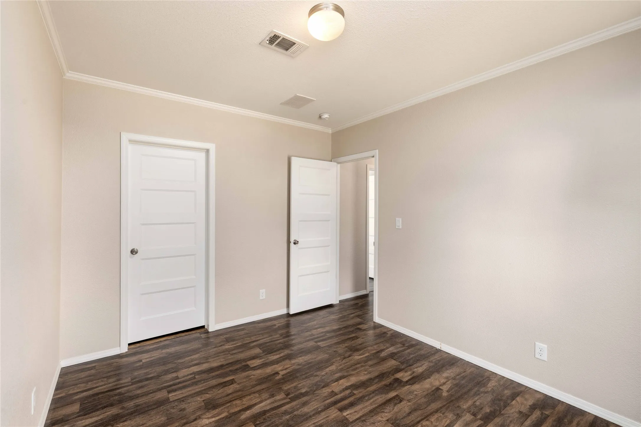 Single Family Residence For Sale in Brown County , 157 David Street, Brownwood, Texas 76801, 3 Bedroom, 2 Bathroom, Garage spaces, 1,568 Sqft, built in 2017, mls#21300252, Real Estate Agent in Brownwood, Homes For Sale in Brown county, Homes For Sale in Brownwood, Realtor in Brownwood Texas, Real Estate Brokerage Independent Realty Texas, Luminita Cordes Realtor