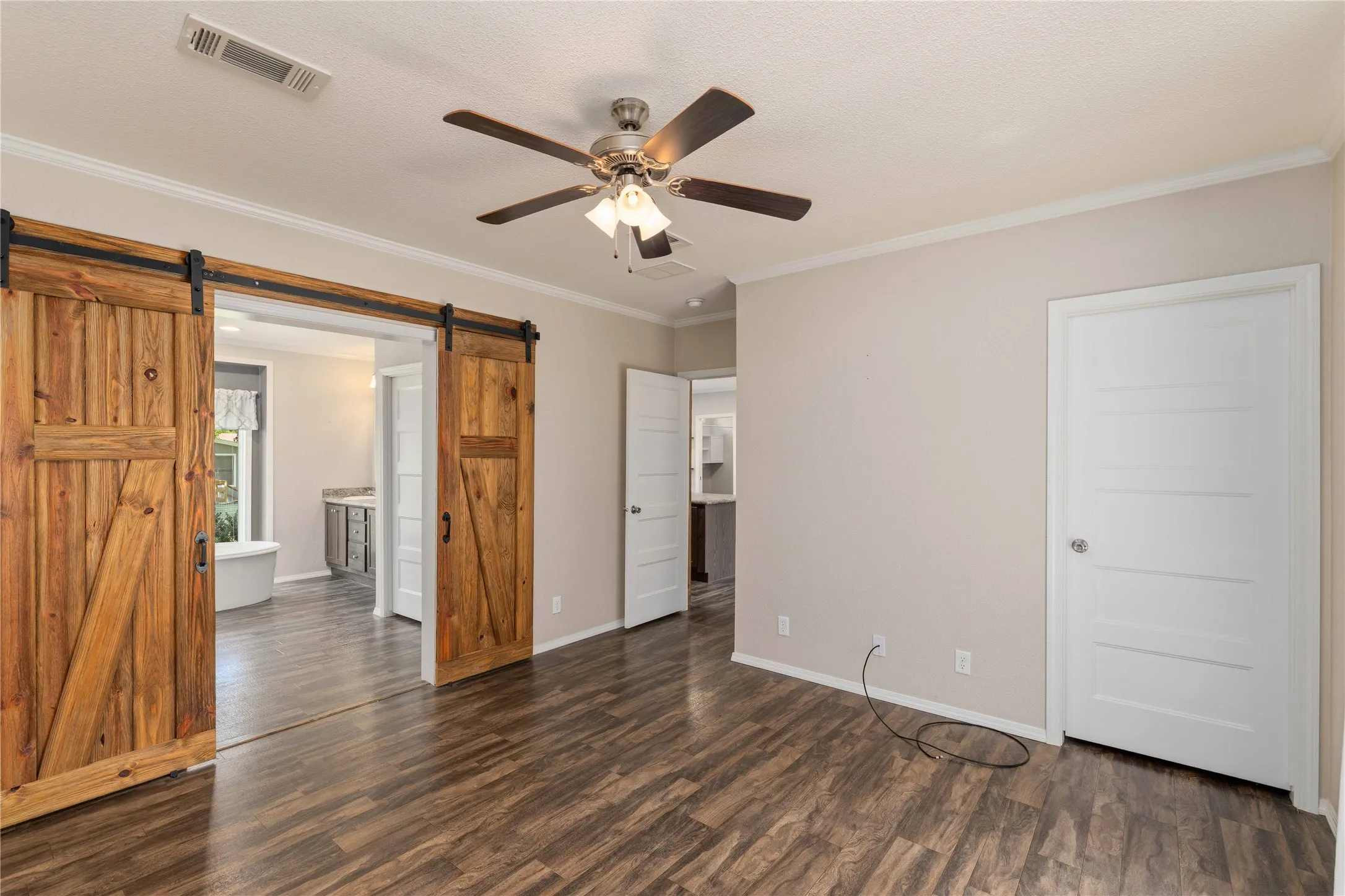 Single Family Residence For Sale in Brown County , 157 David Street, Brownwood, Texas 76801, 3 Bedroom, 2 Bathroom, Garage spaces, 1,568 Sqft, built in 2017, mls#21300252, Real Estate Agent in Brownwood, Homes For Sale in Brown county, Homes For Sale in Brownwood, Realtor in Brownwood Texas, Real Estate Brokerage Independent Realty Texas, Luminita Cordes Realtor