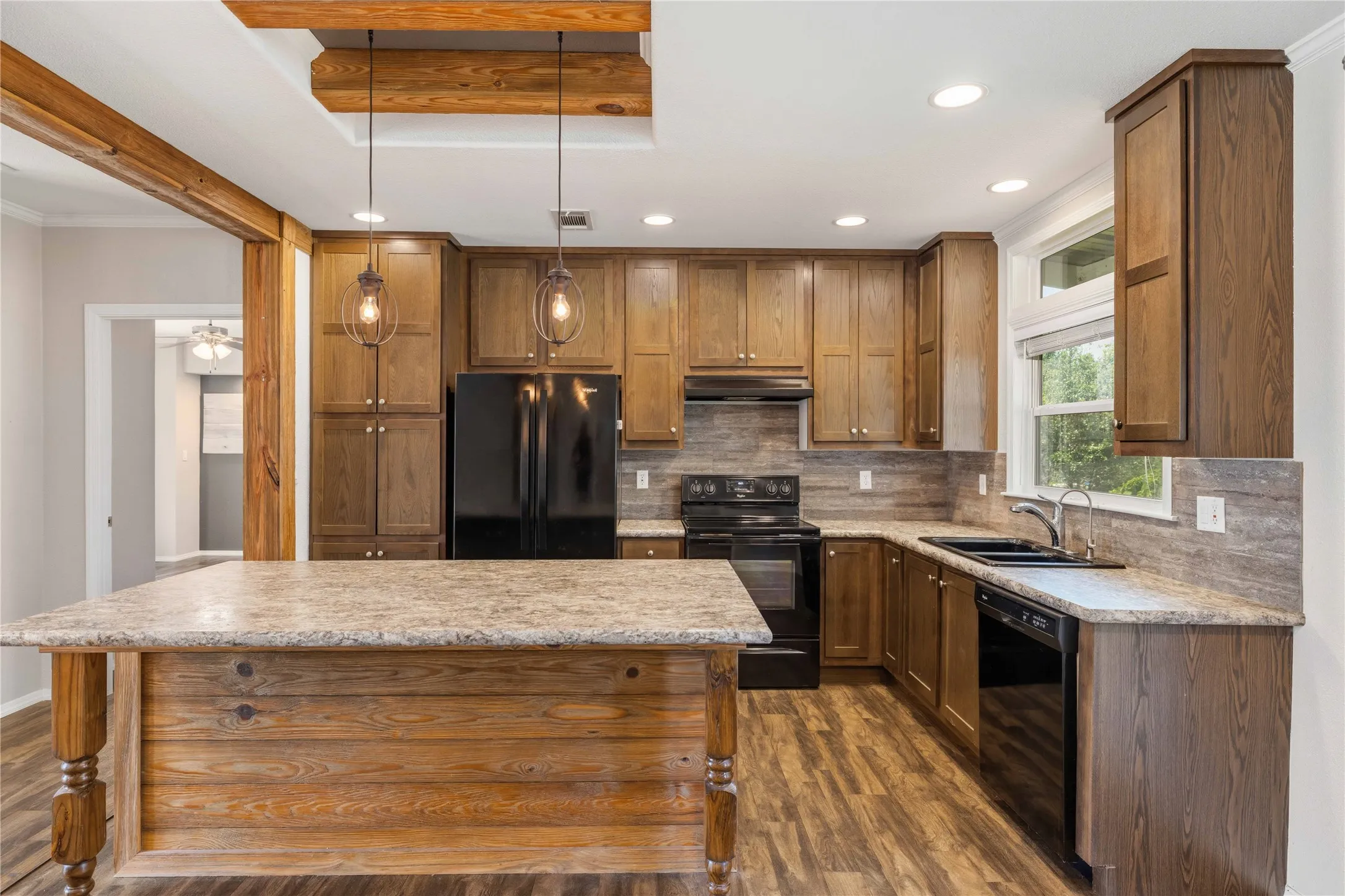 Single Family Residence For Sale in Brown County , 157 David Street, Brownwood, Texas 76801, 3 Bedroom, 2 Bathroom, Garage spaces, 1,568 Sqft, built in 2017, mls#21300252, Real Estate Agent in Brownwood, Homes For Sale in Brown county, Homes For Sale in Brownwood, Realtor in Brownwood Texas, Real Estate Brokerage Independent Realty Texas, Luminita Cordes Realtor