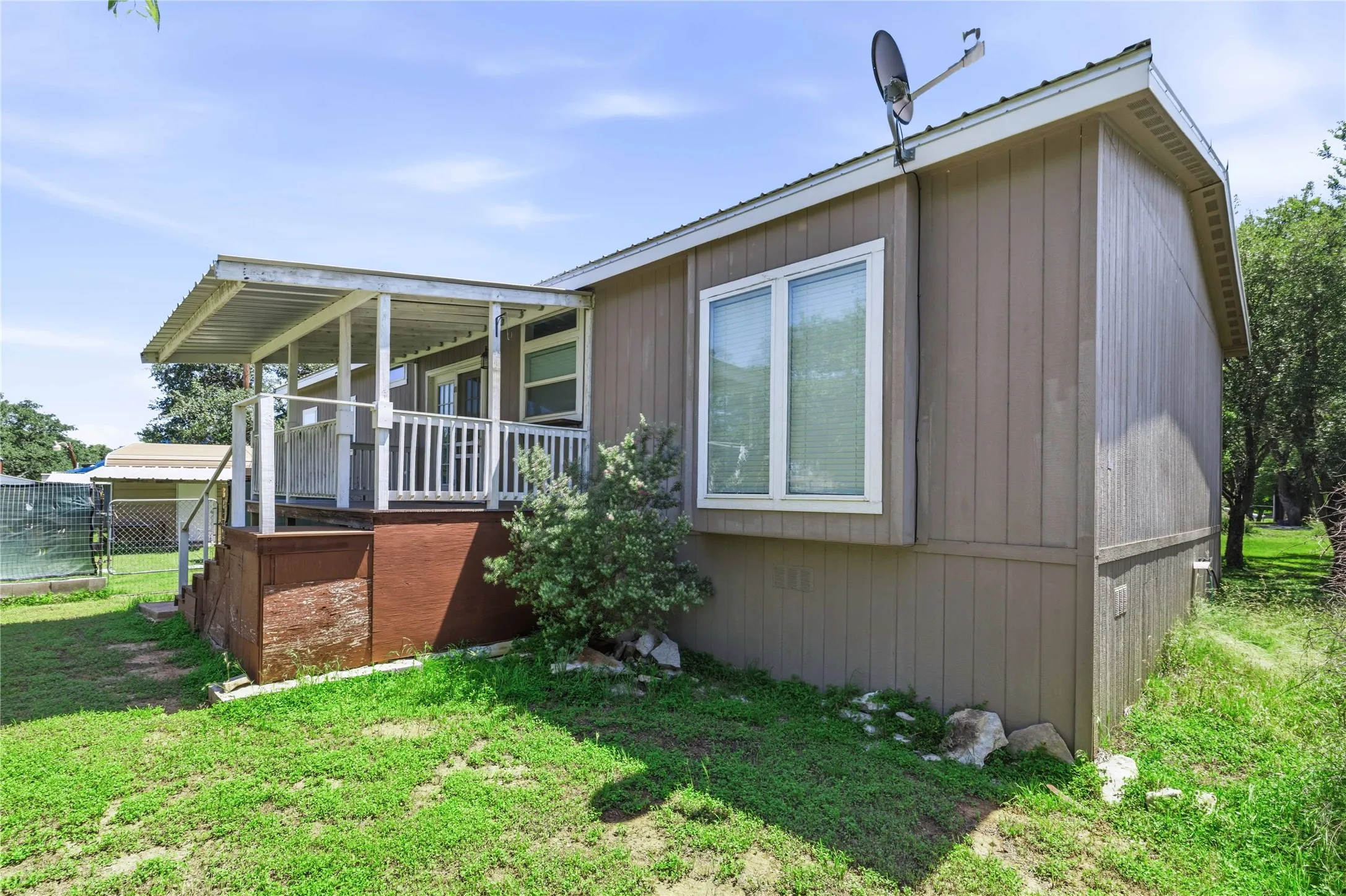Single Family Residence For Sale in Brown County , 157 David Street, Brownwood, Texas 76801, 3 Bedroom, 2 Bathroom, Garage spaces, 1,568 Sqft, built in 2017, mls#21300252, Real Estate Agent in Brownwood, Homes For Sale in Brown county, Homes For Sale in Brownwood, Realtor in Brownwood Texas, Real Estate Brokerage Independent Realty Texas, Luminita Cordes Realtor