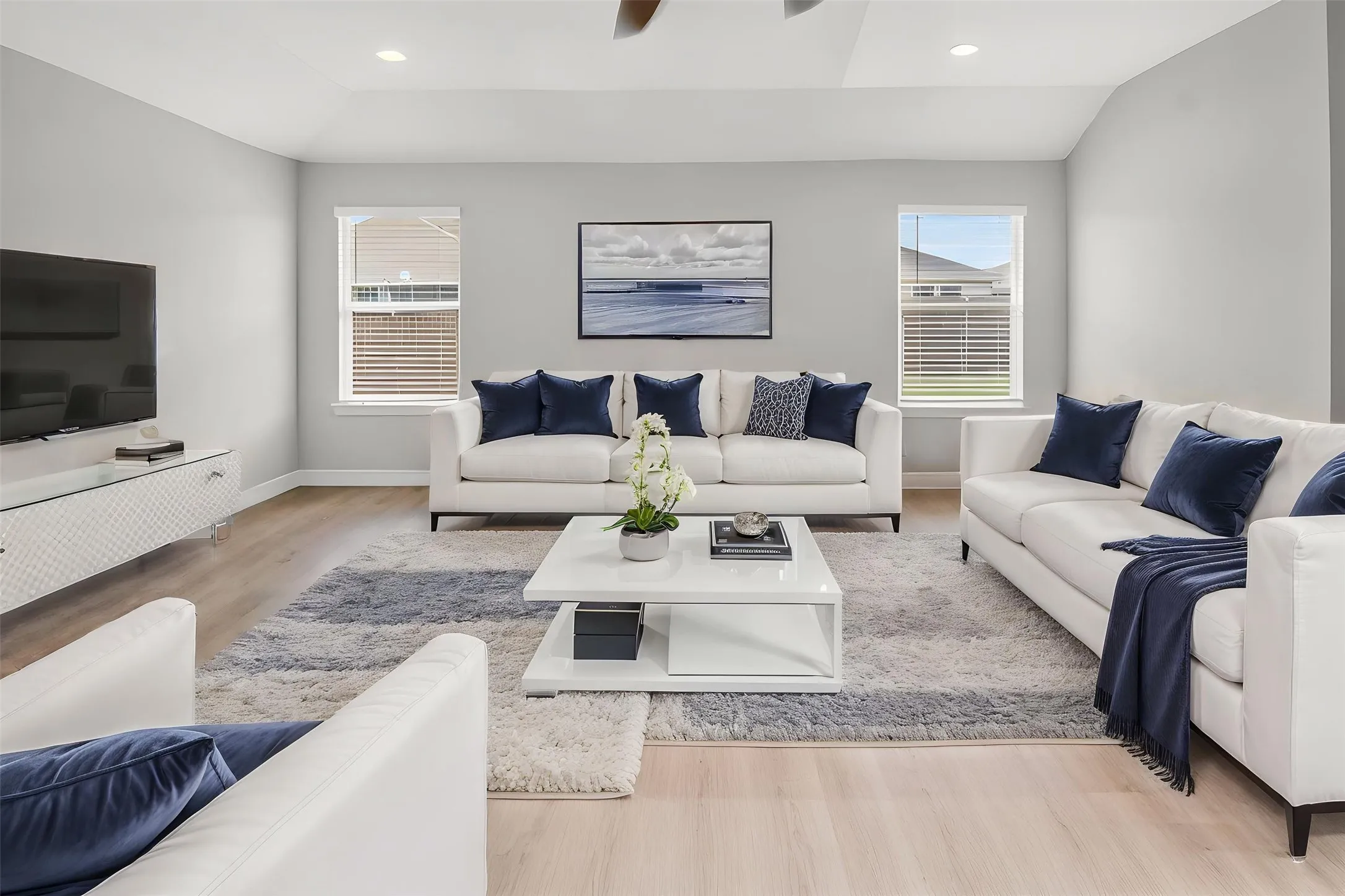 Single Family Residence For Sale in Johnson County , 1604 Forest Park Drive, Alvarado, Texas 76009, 4 Bedroom, 2 Bathroom, 2 Garage spaces, 2,188 Sqft, built in 2023, mls#21269435, Real Estate Agent in Alvarado, Homes For Sale in Johnson county, Homes For Sale in Alvarado, Realtor in Alvarado Texas, Real Estate Brokerage Independent Realty Texas, Luminita Cordes Realtor