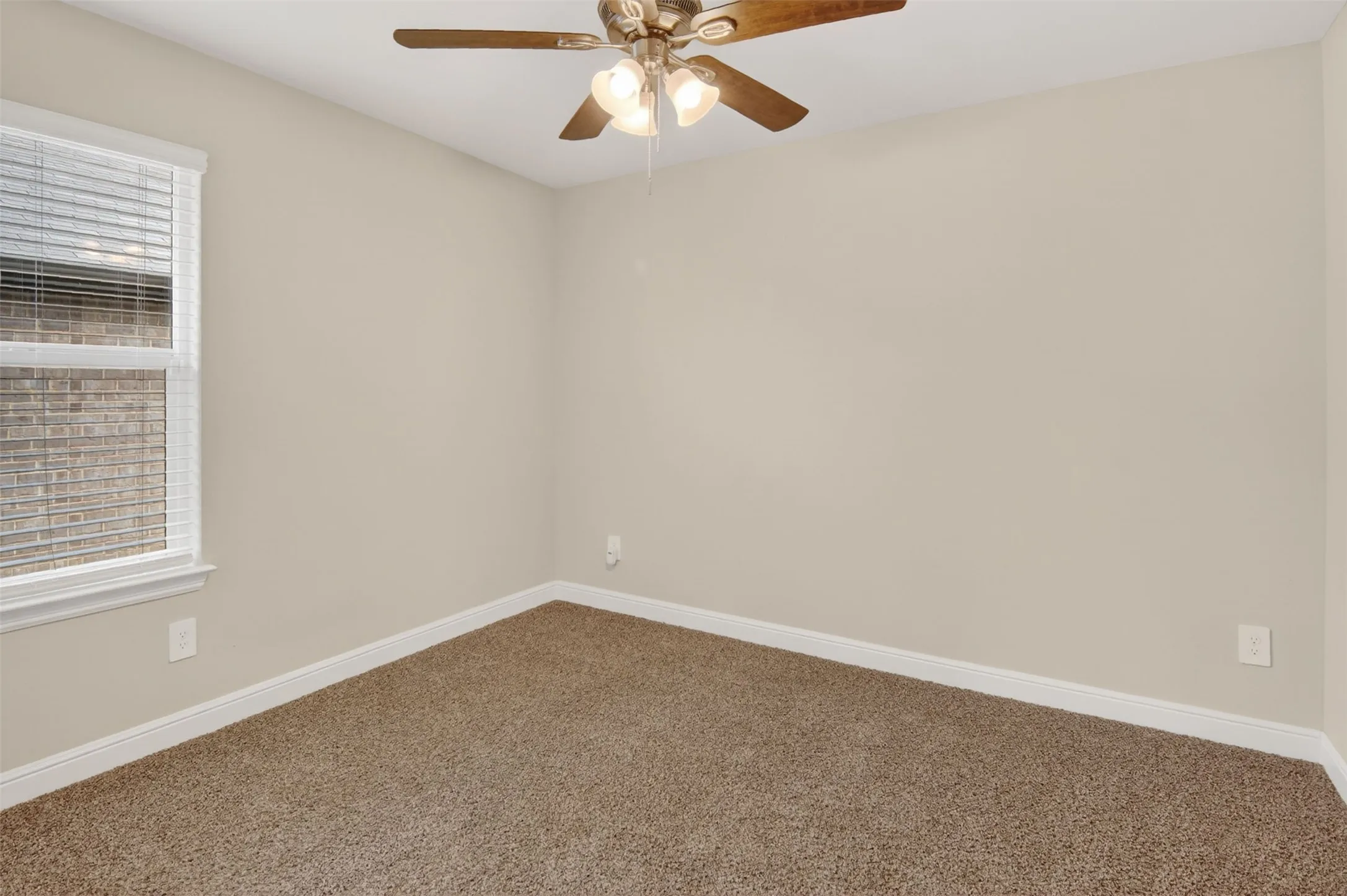 Single Family Residence For Sale in Johnson County , 1604 Forest Park Drive, Alvarado, Texas 76009, 4 Bedroom, 2 Bathroom, 2 Garage spaces, 2,188 Sqft, built in 2023, mls#21269435, Real Estate Agent in Alvarado, Homes For Sale in Johnson county, Homes For Sale in Alvarado, Realtor in Alvarado Texas, Real Estate Brokerage Independent Realty Texas, Luminita Cordes Realtor
