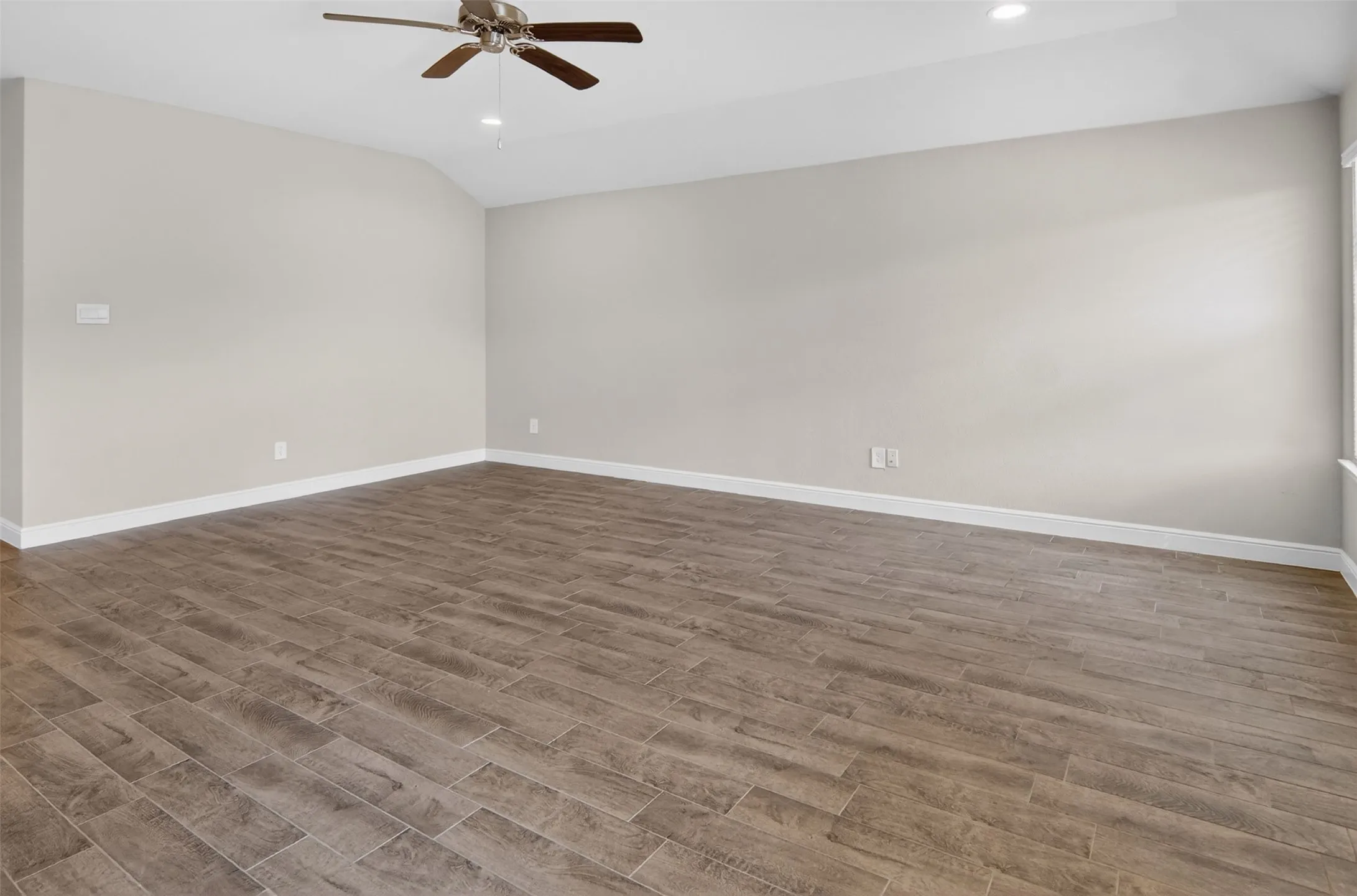 Single Family Residence For Sale in Johnson County , 1604 Forest Park Drive, Alvarado, Texas 76009, 4 Bedroom, 2 Bathroom, 2 Garage spaces, 2,188 Sqft, built in 2023, mls#21269435, Real Estate Agent in Alvarado, Homes For Sale in Johnson county, Homes For Sale in Alvarado, Realtor in Alvarado Texas, Real Estate Brokerage Independent Realty Texas, Luminita Cordes Realtor