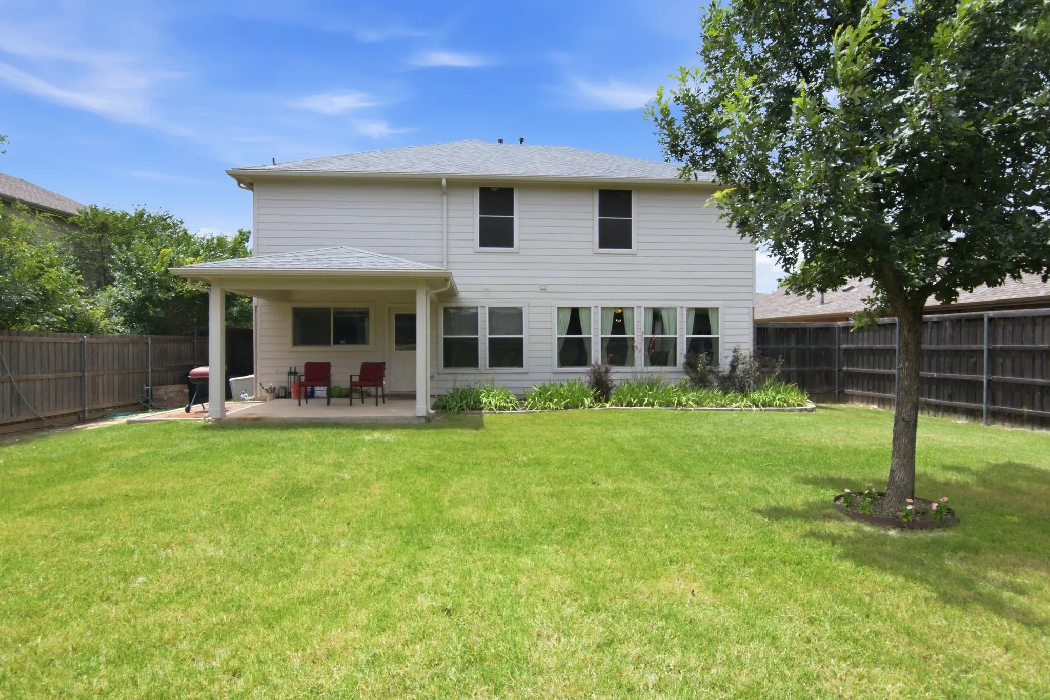 Single Family Residence For Sale in Tarrant County , 13132 Padre Avenue, Fort Worth, Texas 76244, 4 Bedroom, 3 Bathroom, 2 Garage spaces, 2,517 Sqft, built in 2005, mls#21298363, Real Estate Agent in Fort Worth, Homes For Sale in Tarrant county, Homes For Sale in Fort Worth, Realtor in Fort Worth Texas, Real Estate Brokerage Independent Realty Texas, Luminita Cordes Realtor