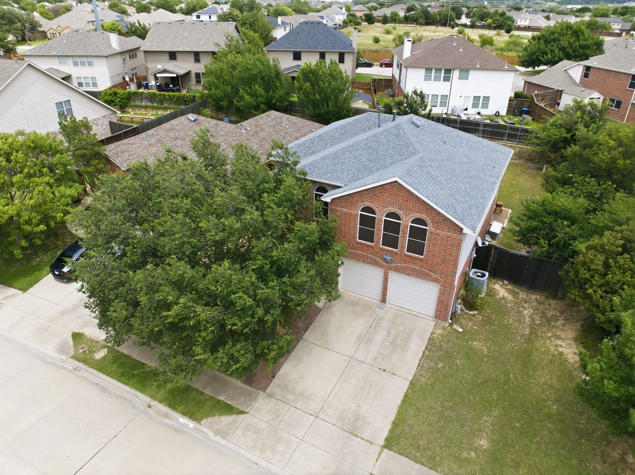 Single Family Residence For Sale in Tarrant County , 13132 Padre Avenue, Fort Worth, Texas 76244, 4 Bedroom, 3 Bathroom, 2 Garage spaces, 2,517 Sqft, built in 2005, mls#21298363, Real Estate Agent in Fort Worth, Homes For Sale in Tarrant county, Homes For Sale in Fort Worth, Realtor in Fort Worth Texas, Real Estate Brokerage Independent Realty Texas, Luminita Cordes Realtor