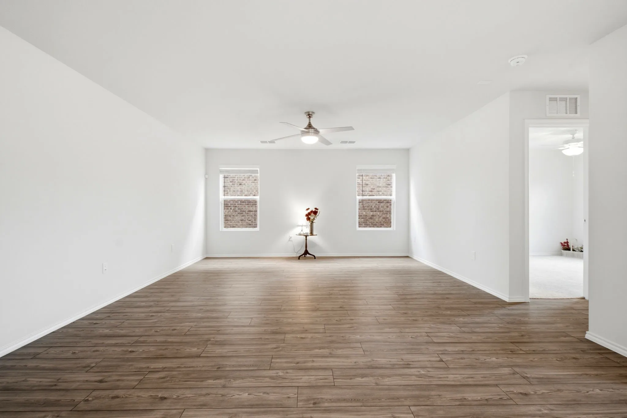 Single Family Residence For Sale in Grayson County , 325 Hopson Street, Van Alstyne, Texas 75495, 4 Bedroom, 3 Bathroom, 2 Garage spaces, 2,178 Sqft, built in 2022, mls#21298427, Real Estate Agent in Van Alstyne, Homes For Sale in Grayson county, Homes For Sale in Van Alstyne, Realtor in Van Alstyne Texas, Real Estate Brokerage Independent Realty Texas, Luminita Cordes Realtor