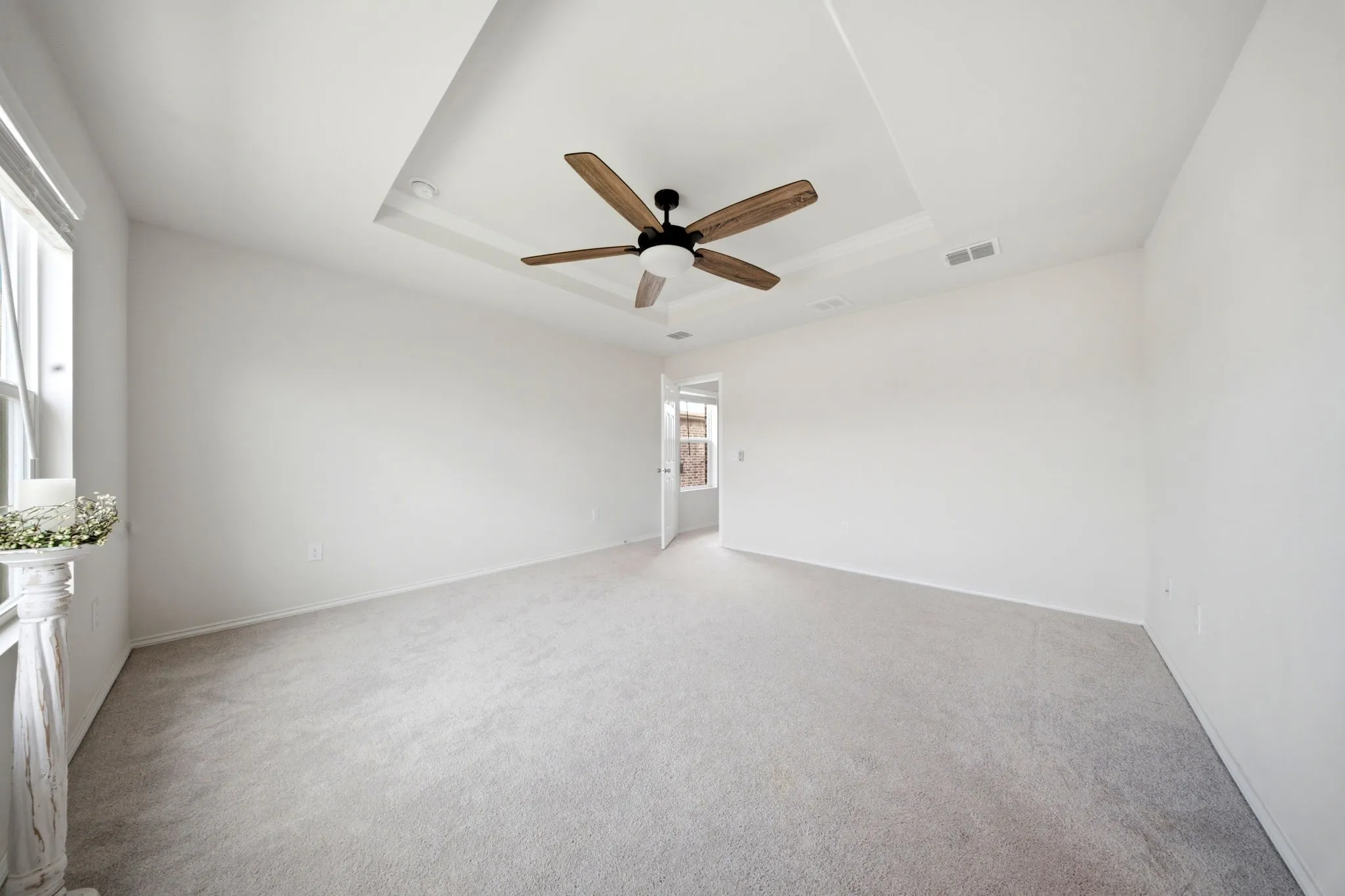 Single Family Residence For Sale in Grayson County , 325 Hopson Street, Van Alstyne, Texas 75495, 4 Bedroom, 3 Bathroom, 2 Garage spaces, 2,178 Sqft, built in 2022, mls#21298427, Real Estate Agent in Van Alstyne, Homes For Sale in Grayson county, Homes For Sale in Van Alstyne, Realtor in Van Alstyne Texas, Real Estate Brokerage Independent Realty Texas, Luminita Cordes Realtor