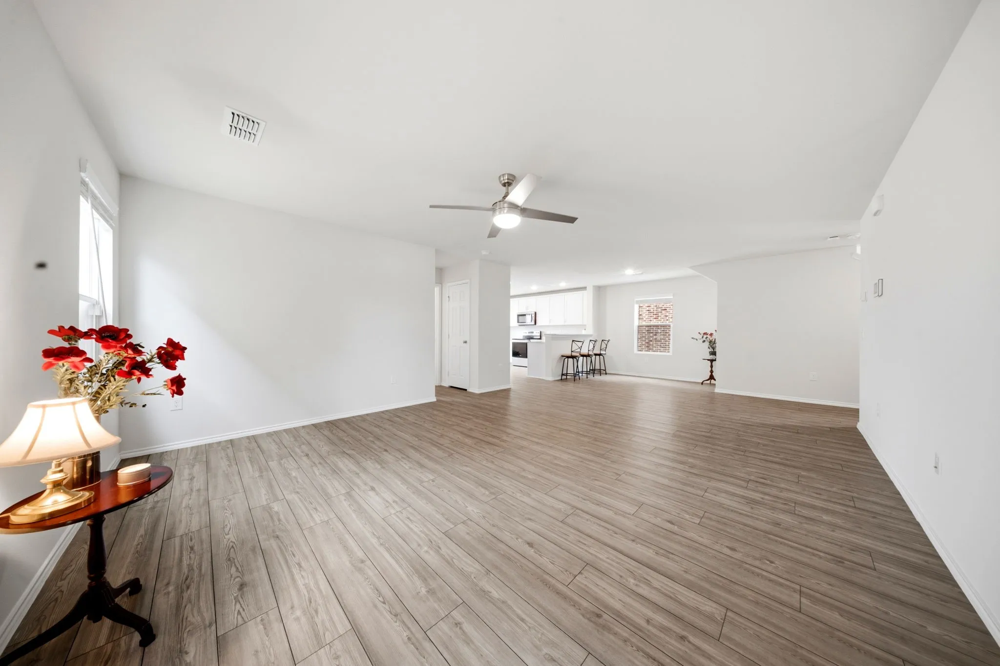 Single Family Residence For Sale in Grayson County , 325 Hopson Street, Van Alstyne, Texas 75495, 4 Bedroom, 3 Bathroom, 2 Garage spaces, 2,178 Sqft, built in 2022, mls#21298427, Real Estate Agent in Van Alstyne, Homes For Sale in Grayson county, Homes For Sale in Van Alstyne, Realtor in Van Alstyne Texas, Real Estate Brokerage Independent Realty Texas, Luminita Cordes Realtor