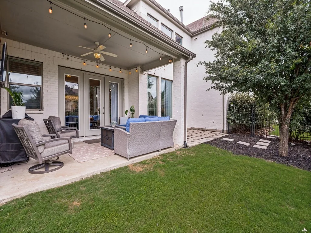 Single Family Residence For Sale in Denton County , 1899 Evening Star Road, Frisco, Texas 75033, 4 Bedroom, 4 Bathroom, 2 Garage spaces, 3,642 Sqft, built in 2017, mls#21299342, Real Estate Agent in Frisco, Homes For Sale in Denton county, Homes For Sale in Frisco, Realtor in Frisco Texas, Real Estate Brokerage Independent Realty Texas, Luminita Cordes Realtor