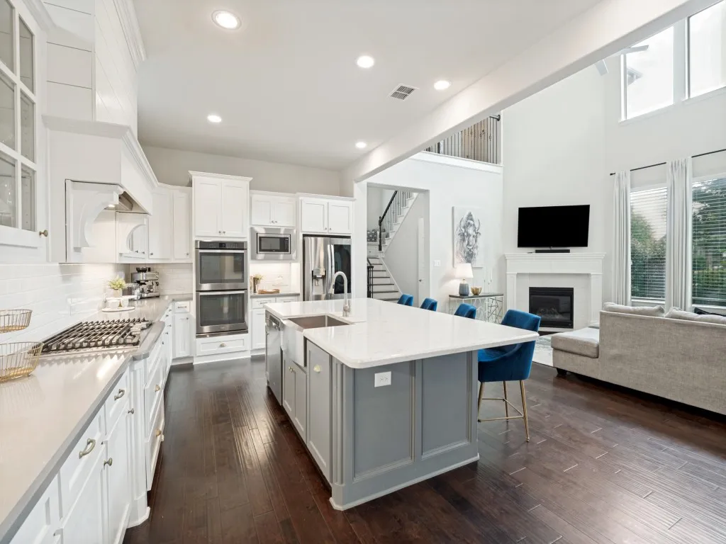 Single Family Residence For Sale in Denton County , 1899 Evening Star Road, Frisco, Texas 75033, 4 Bedroom, 4 Bathroom, 2 Garage spaces, 3,642 Sqft, built in 2017, mls#21299342, Real Estate Agent in Frisco, Homes For Sale in Denton county, Homes For Sale in Frisco, Realtor in Frisco Texas, Real Estate Brokerage Independent Realty Texas, Luminita Cordes Realtor