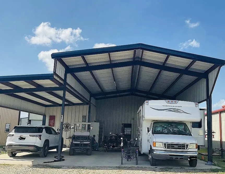 Single Family Residence For Sale in Hill County , 125 Patriot Drive, Whitney, Texas 76692, 1 Bedroom, 1 Bathroom, Garage spaces, 500 Sqft, built in 2023, Price $115,000, mls#21299373, Real Estate Agent in Whitney, Homes For Sale in Hill county, Homes For Sale in Whitney, Realtor in Whitney Texas, Real Estate Brokerage Independent Realty Texas, Luminita Cordes Realtor
