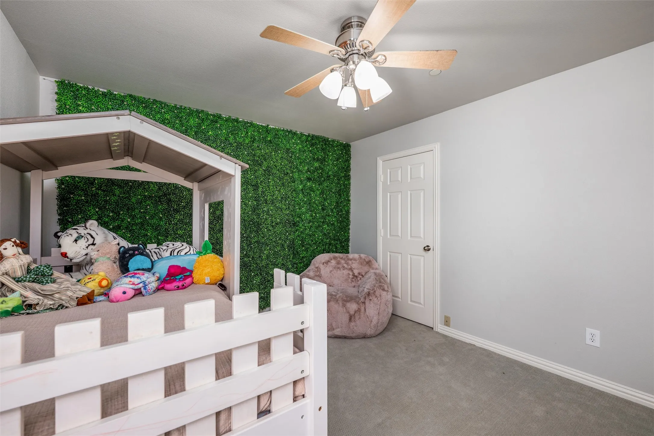 Condominium For Sale in Collin County , 575 S Virginia Hills Drive 2404, Mc Kinney, Texas 75072, 3 Bedroom, 3 Bathroom, 2 Garage spaces, 1,776 Sqft, built in 2006, mls#21301211, Real Estate Agent in Mc Kinney, Homes For Sale in Collin county, Homes For Sale in Mc Kinney, Realtor in Mc Kinney Texas, Real Estate Brokerage Independent Realty Texas, Luminita Cordes Realtor