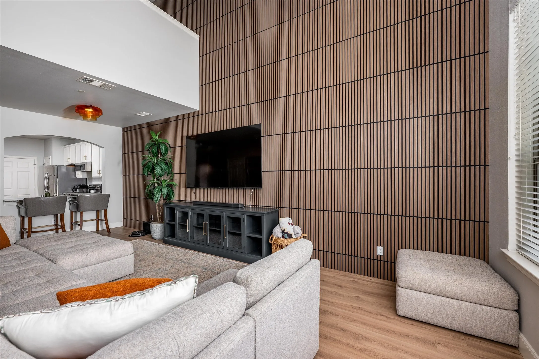 Condominium For Sale in Collin County , 575 S Virginia Hills Drive 2404, Mc Kinney, Texas 75072, 3 Bedroom, 3 Bathroom, 2 Garage spaces, 1,776 Sqft, built in 2006, mls#21301211, Real Estate Agent in Mc Kinney, Homes For Sale in Collin county, Homes For Sale in Mc Kinney, Realtor in Mc Kinney Texas, Real Estate Brokerage Independent Realty Texas, Luminita Cordes Realtor