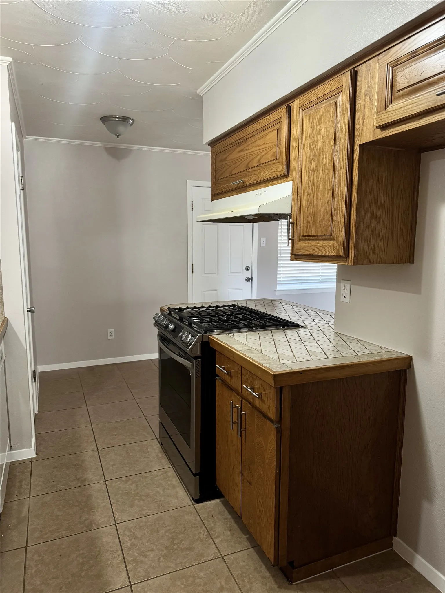 Single Family Residence For Sale in Dallas County , 1305 Glenville Drive, Garland, Texas 75042, 3 Bedroom, 2 Bathroom, 1 Garage spaces, 1,275 Sqft, built in 1963, mls#21298236, Real Estate Agent in Garland, Homes For Sale in Dallas county, Homes For Sale in Garland, Realtor in Garland Texas, Real Estate Brokerage Independent Realty Texas, Luminita Cordes Realtor