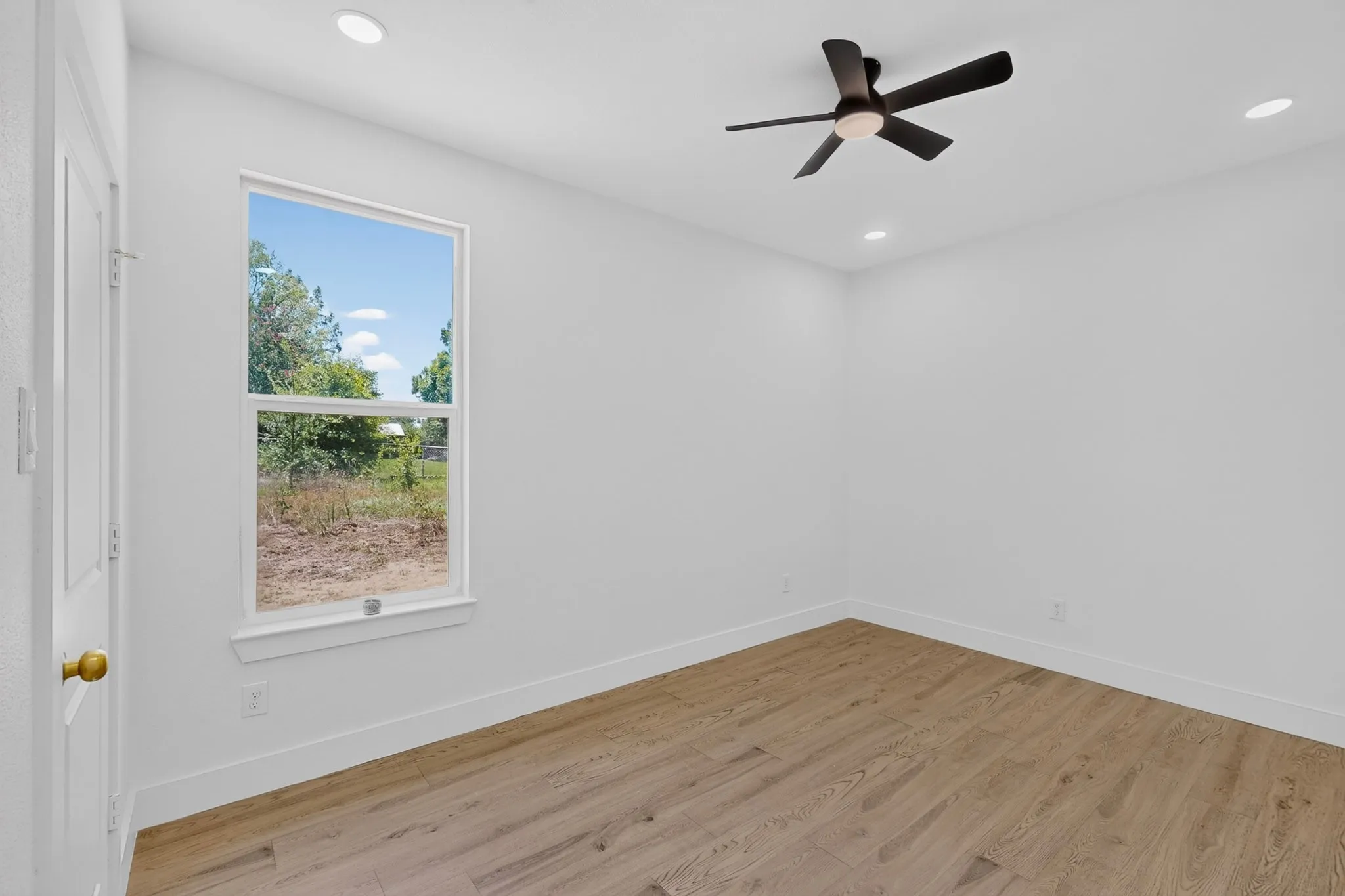Single Family Residence For Sale in Henderson County , 343 SCHOONER Road, Gun Barrel City, Texas 75156, 4 Bedroom, 2 Bathroom, 2 Garage spaces, 1,710 Sqft, built in 2026, mls#21301077, Real Estate Agent in Gun Barrel City, Homes For Sale in Henderson county, Homes For Sale in Gun Barrel City, Realtor in Gun Barrel City Texas, Real Estate Brokerage Independent Realty Texas, Luminita Cordes Realtor