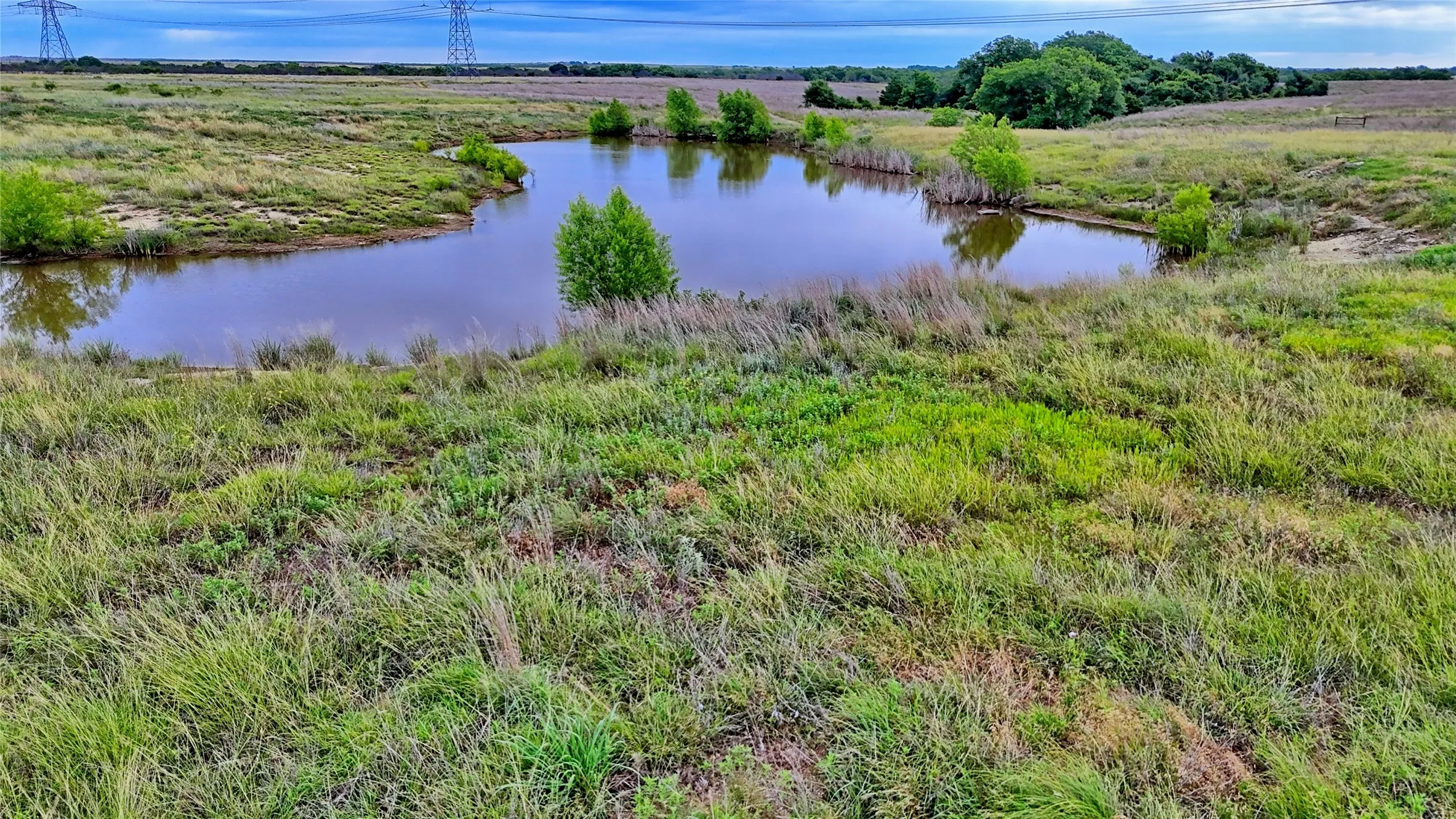 Farm For Sale in Clay County , 576 Seabourn Road, Henrietta, Texas 76365, 2 Bedroom, 2 Bathroom, Garage spaces, 1,100 Sqft, built in 2016, mls#21301197, Real Estate Agent in Henrietta, Homes For Sale in Clay county, Homes For Sale in Henrietta, Realtor in Henrietta Texas, Real Estate Brokerage Independent Realty Texas, Luminita Cordes Realtor