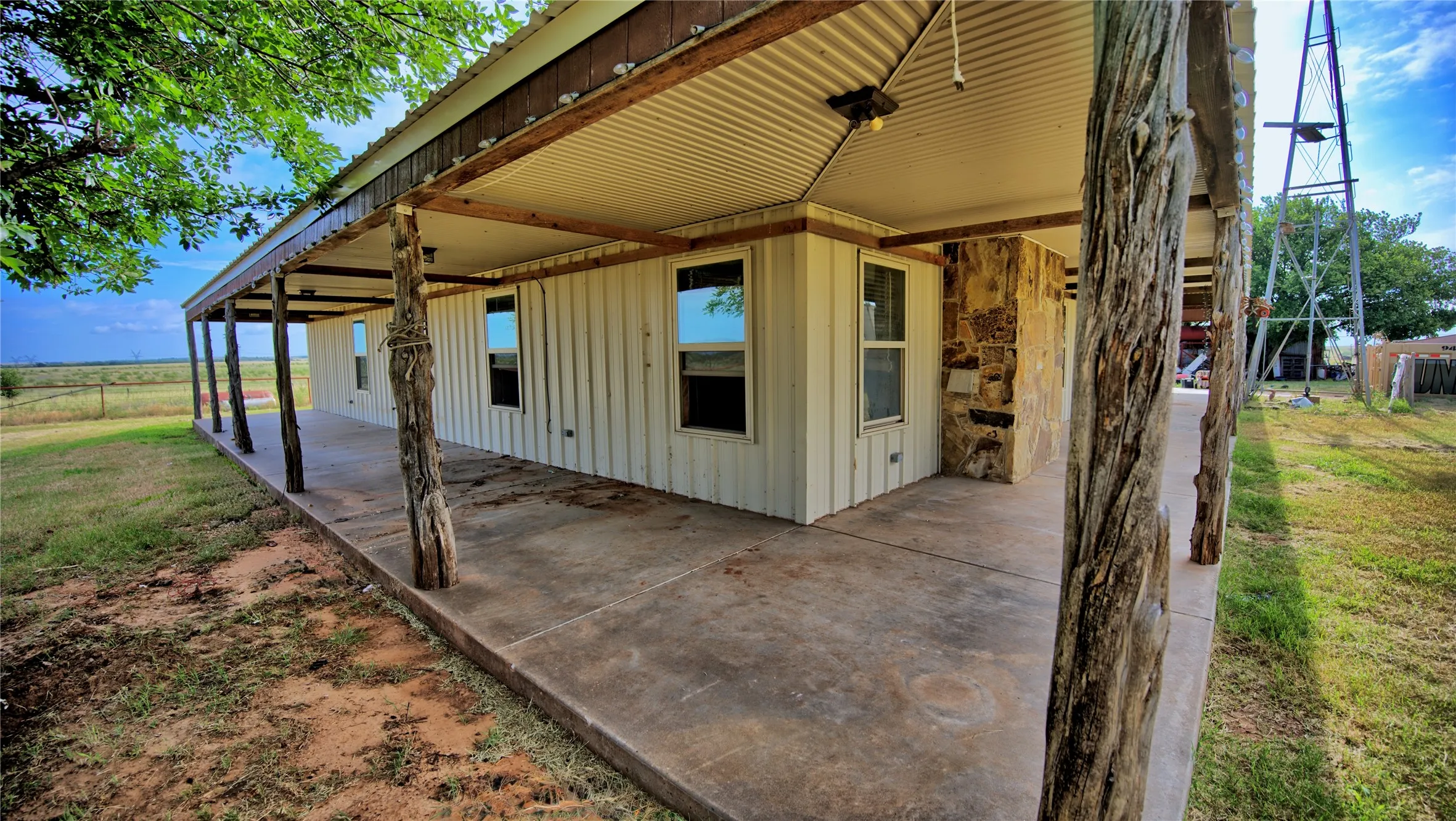 Farm For Sale in Clay County , 576 Seabourn Road, Henrietta, Texas 76365, 2 Bedroom, 2 Bathroom, Garage spaces, 1,100 Sqft, built in 2016, mls#21301197, Real Estate Agent in Henrietta, Homes For Sale in Clay county, Homes For Sale in Henrietta, Realtor in Henrietta Texas, Real Estate Brokerage Independent Realty Texas, Luminita Cordes Realtor