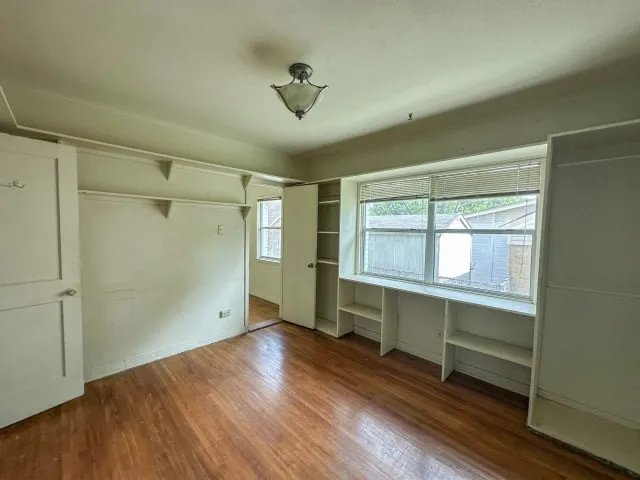 Single Family Residence For Sale in Bowie County , 2302 N Akin Street, Texarkana, Texas 75501, 3 Bedroom, 2 Bathroom, Garage spaces, 1,475 Sqft, built in 1960, mls#21301213, Real Estate Agent in Texarkana, Homes For Sale in Bowie county, Homes For Sale in Texarkana, Realtor in Texarkana Texas, Real Estate Brokerage Independent Realty Texas, Luminita Cordes Realtor