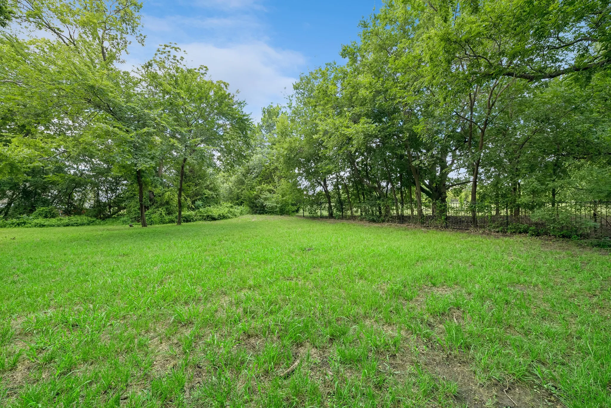 Unimproved Land For Sale in Collin County , 286 W Forest Grove Road, Lucas, Texas 75002, 0, 0, Garage spaces, 0 Sqft, built in 1960, mls#21296415, Real Estate Agent in Lucas, Homes For Sale in Collin county, Homes For Sale in Lucas, Realtor in Lucas Texas, Real Estate Brokerage Independent Realty Texas, Luminita Cordes Realtor