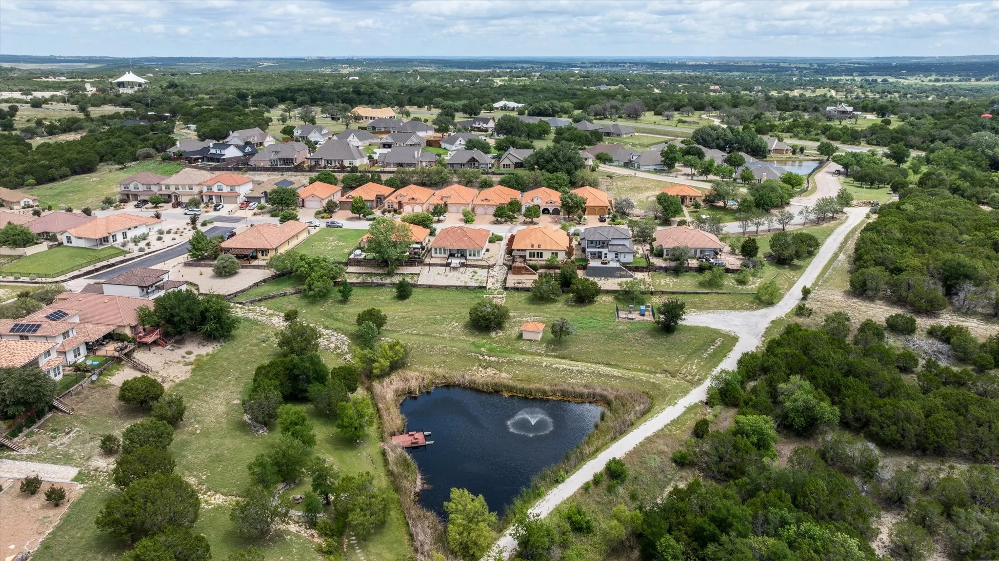Single Family Residence For Sale in Somervell County , 110 Valley View, Glen Rose, Texas 76043, 3 Bedroom, 2 Bathroom, 2 Garage spaces, 2,165 Sqft, built in 2006, mls#21290253, Real Estate Agent in Glen Rose, Homes For Sale in Somervell county, Homes For Sale in Glen Rose, Realtor in Glen Rose Texas, Real Estate Brokerage Independent Realty Texas, Luminita Cordes Realtor