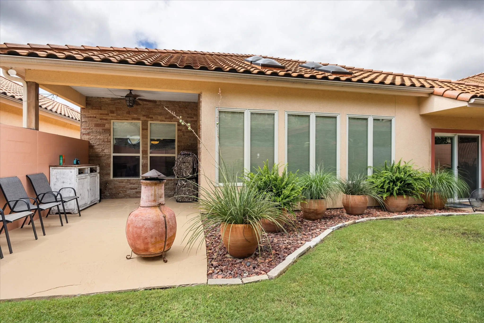 Single Family Residence For Sale in Somervell County , 110 Valley View, Glen Rose, Texas 76043, 3 Bedroom, 2 Bathroom, 2 Garage spaces, 2,165 Sqft, built in 2006, mls#21290253, Real Estate Agent in Glen Rose, Homes For Sale in Somervell county, Homes For Sale in Glen Rose, Realtor in Glen Rose Texas, Real Estate Brokerage Independent Realty Texas, Luminita Cordes Realtor