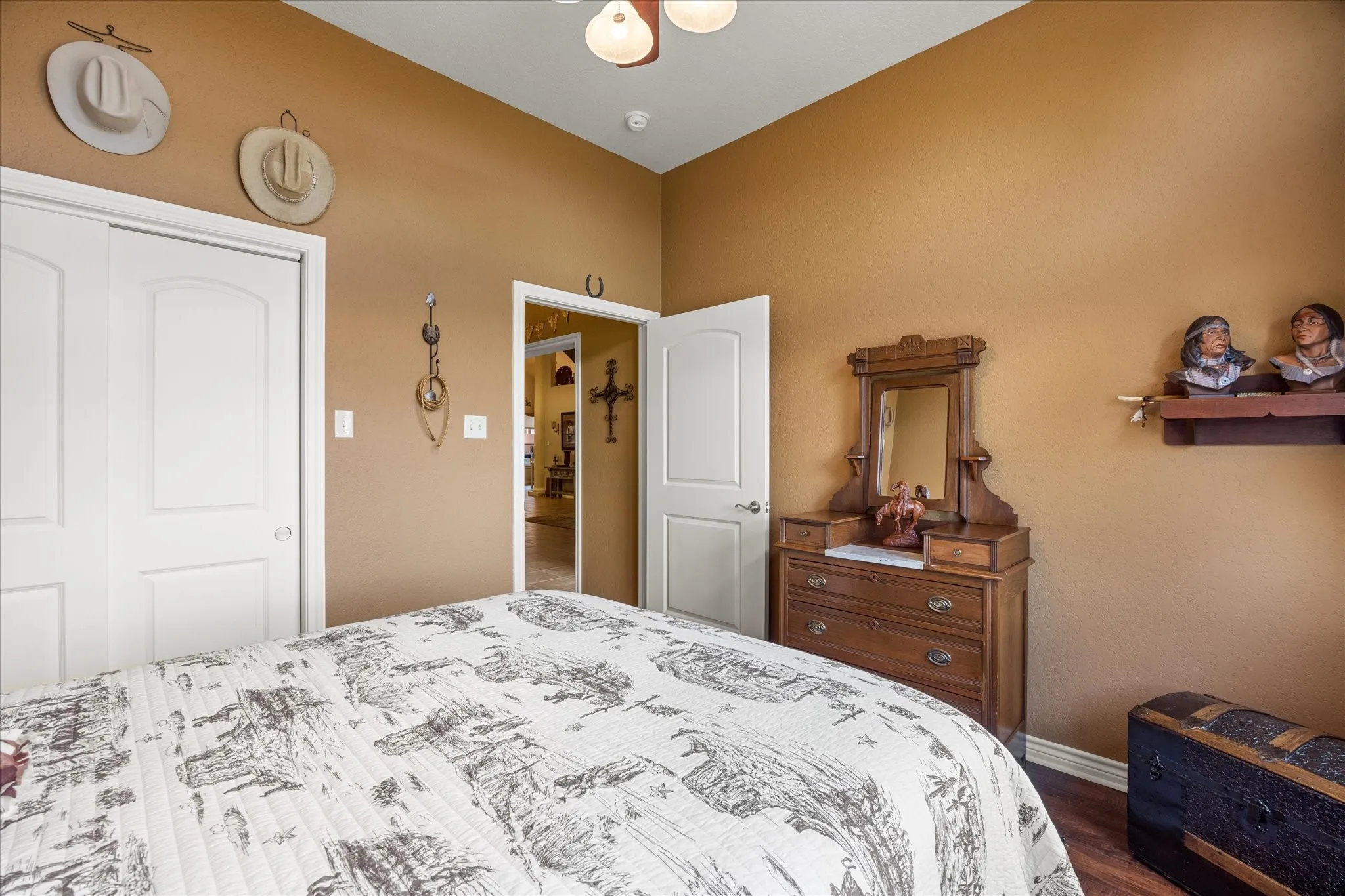 Single Family Residence For Sale in Somervell County , 110 Valley View, Glen Rose, Texas 76043, 3 Bedroom, 2 Bathroom, 2 Garage spaces, 2,165 Sqft, built in 2006, mls#21290253, Real Estate Agent in Glen Rose, Homes For Sale in Somervell county, Homes For Sale in Glen Rose, Realtor in Glen Rose Texas, Real Estate Brokerage Independent Realty Texas, Luminita Cordes Realtor