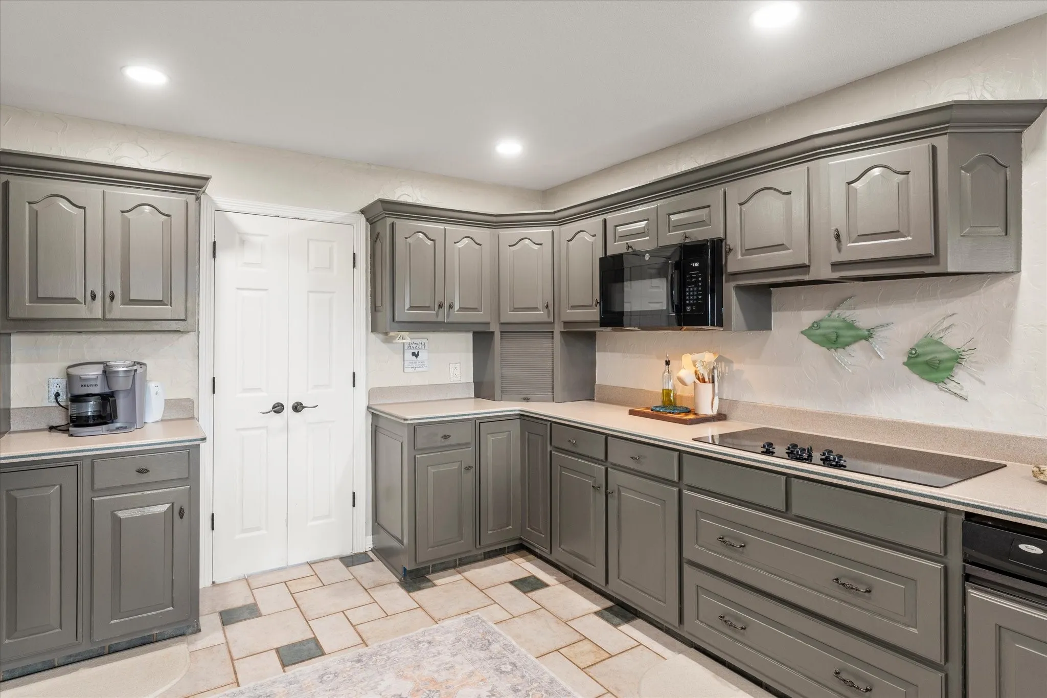Single Family Residence For Sale in Wood County , 3034 State Highway 154, Quitman, Texas 75783, 4 Bedroom, 4 Bathroom, 2 Garage spaces, 2,763 Sqft, built in 1996, mls#21298812, Real Estate Agent in Quitman, Homes For Sale in Wood county, Homes For Sale in Quitman, Realtor in Quitman Texas, Real Estate Brokerage Independent Realty Texas, Luminita Cordes Realtor