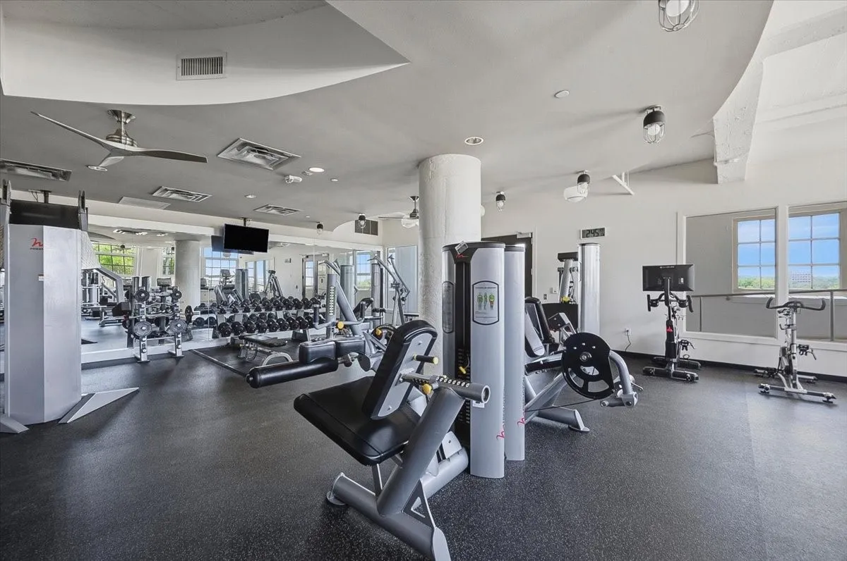 Condominium For Sale in Tarrant County , 2600 W 7th Street 2722, Fort Worth, Texas 76107, 2 Bedroom, 2 Bathroom, 2 Garage spaces, 1,263 Sqft, built in 1928, mls#21296954, Real Estate Agent in Fort Worth, Homes For Sale in Tarrant county, Homes For Sale in Fort Worth, Realtor in Fort Worth Texas, Real Estate Brokerage Independent Realty Texas, Luminita Cordes Realtor