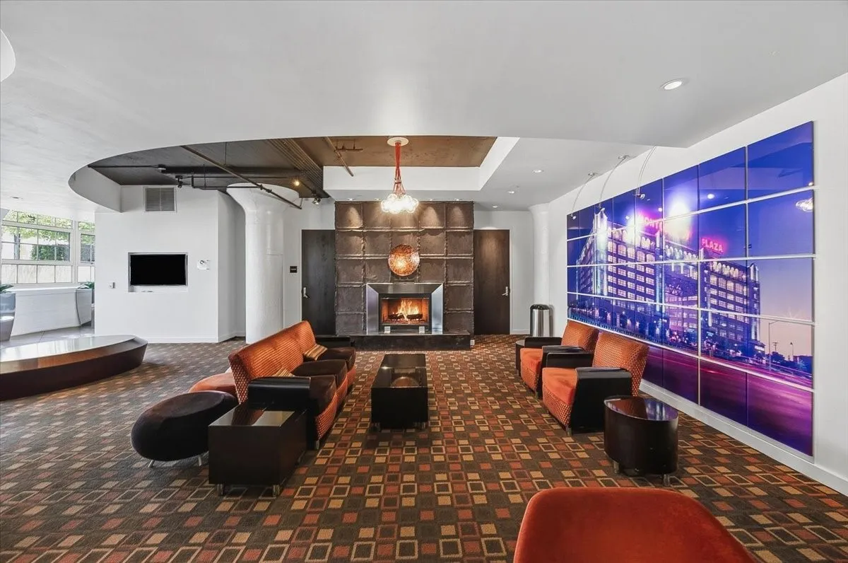 Condominium For Sale in Tarrant County , 2600 W 7th Street 2722, Fort Worth, Texas 76107, 2 Bedroom, 2 Bathroom, 2 Garage spaces, 1,263 Sqft, built in 1928, mls#21296954, Real Estate Agent in Fort Worth, Homes For Sale in Tarrant county, Homes For Sale in Fort Worth, Realtor in Fort Worth Texas, Real Estate Brokerage Independent Realty Texas, Luminita Cordes Realtor