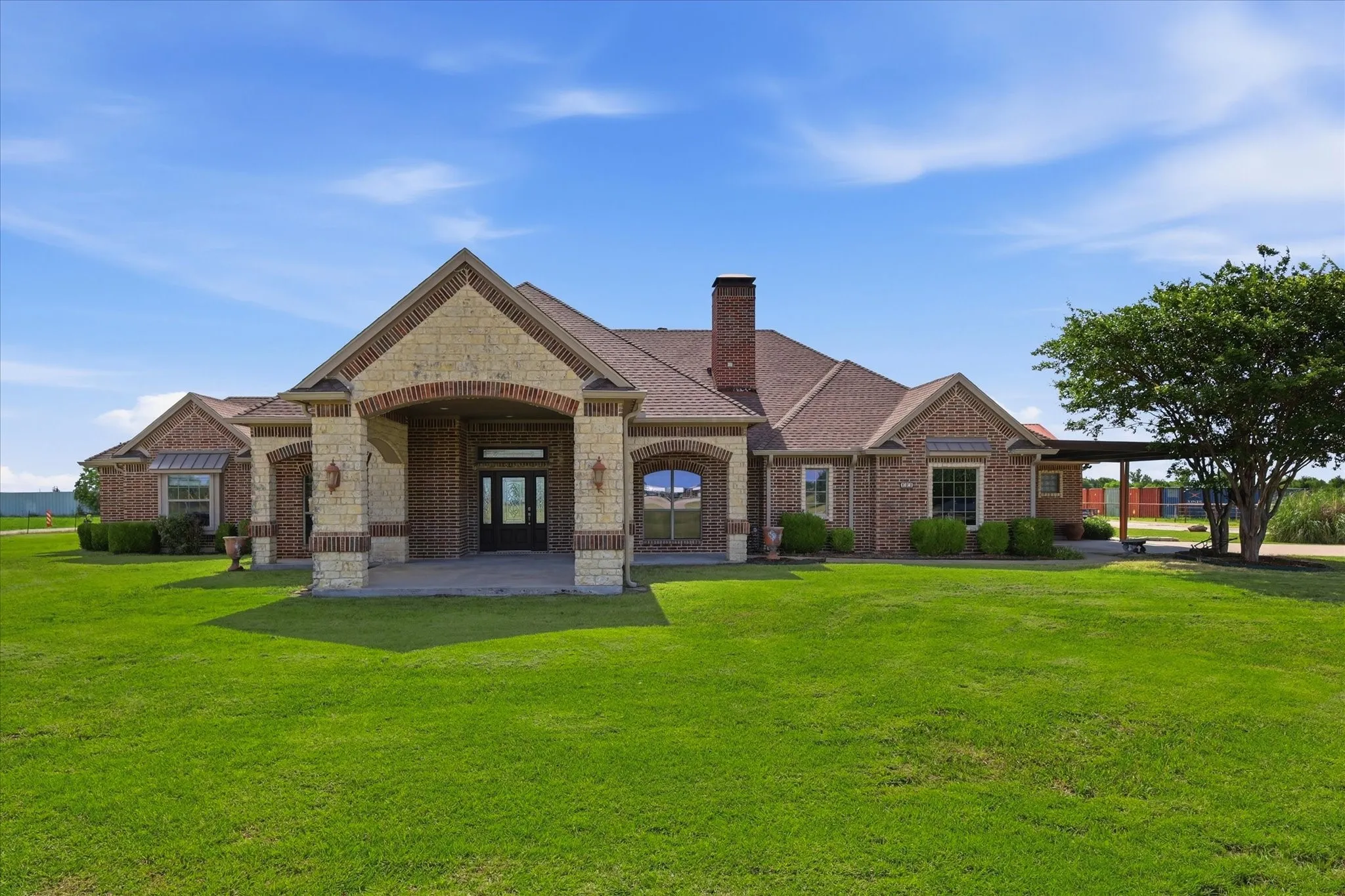Single Family Residence For Sale in Collin County , 899 FM 1138, Royse City, Texas 75189, 3 Bedroom, 3 Bathroom, 2 Garage spaces, 3,606 Sqft, built in 2004, Price $759,900, mls#21300596, Real Estate Agent in Royse City, Homes For Sale in Collin county, Homes For Sale in Royse City, Realtor in Royse City Texas, Real Estate Brokerage Independent Realty Texas, Luminita Cordes Realtor