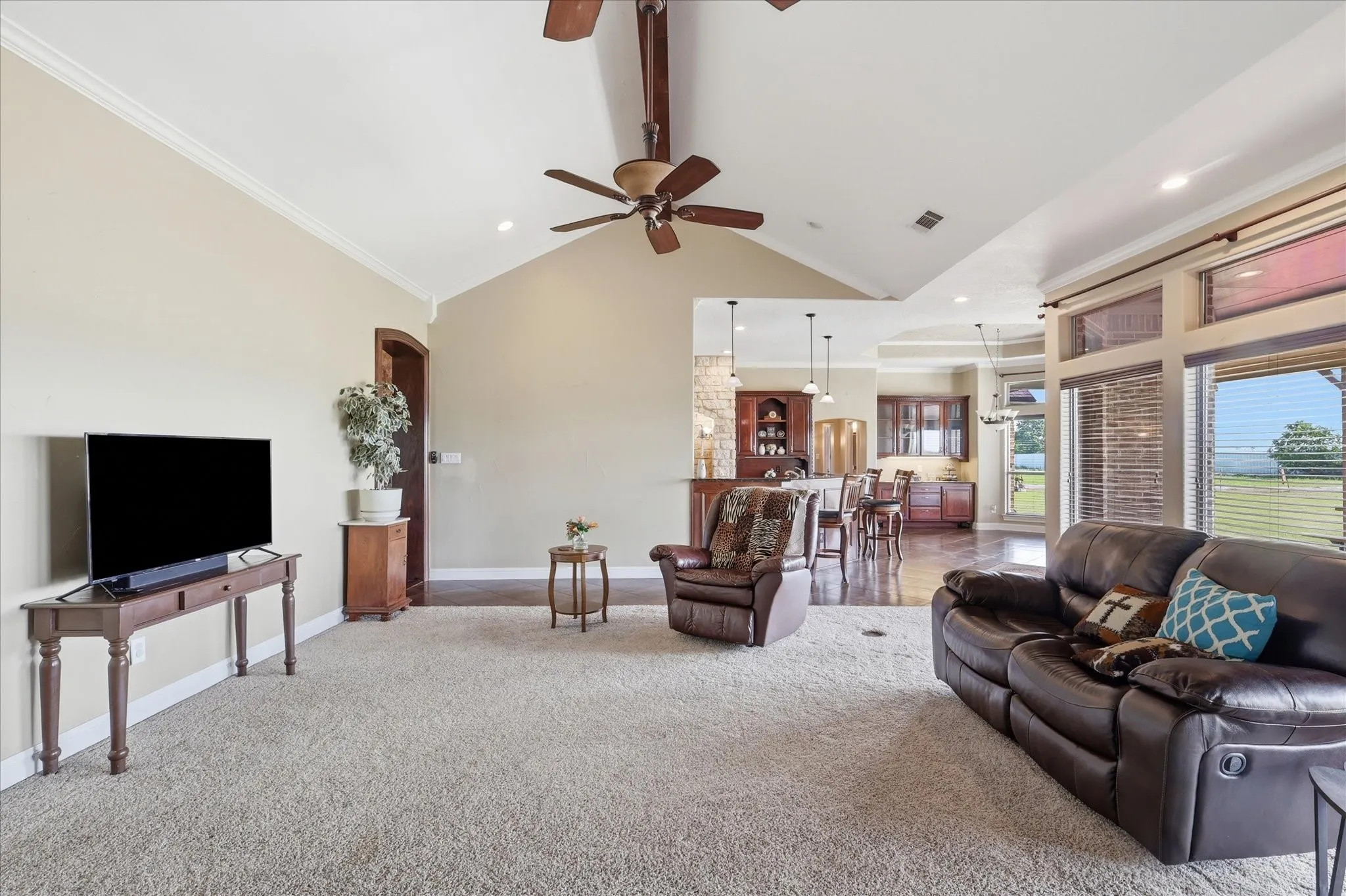 Single Family Residence For Sale in Collin County , 899 FM 1138, Royse City, Texas 75189, 3 Bedroom, 3 Bathroom, 2 Garage spaces, 3,606 Sqft, built in 2004, Price $759,900, mls#21300596, Real Estate Agent in Royse City, Homes For Sale in Collin county, Homes For Sale in Royse City, Realtor in Royse City Texas, Real Estate Brokerage Independent Realty Texas, Luminita Cordes Realtor