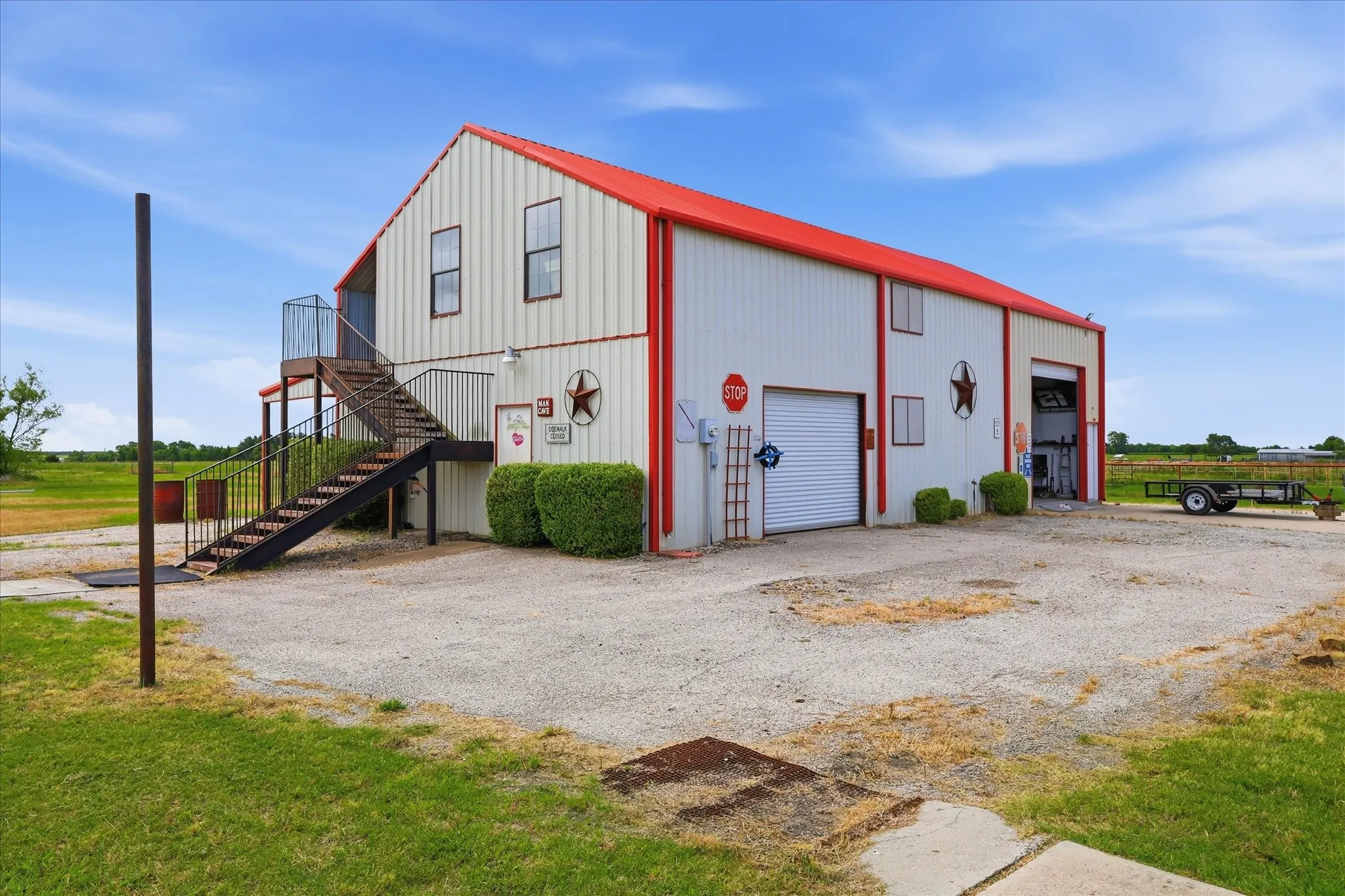 Single Family Residence For Sale in Collin County , 899 FM 1138, Royse City, Texas 75189, 3 Bedroom, 3 Bathroom, 2 Garage spaces, 3,606 Sqft, built in 2004, Price $759,900, mls#21300596, Real Estate Agent in Royse City, Homes For Sale in Collin county, Homes For Sale in Royse City, Realtor in Royse City Texas, Real Estate Brokerage Independent Realty Texas, Luminita Cordes Realtor