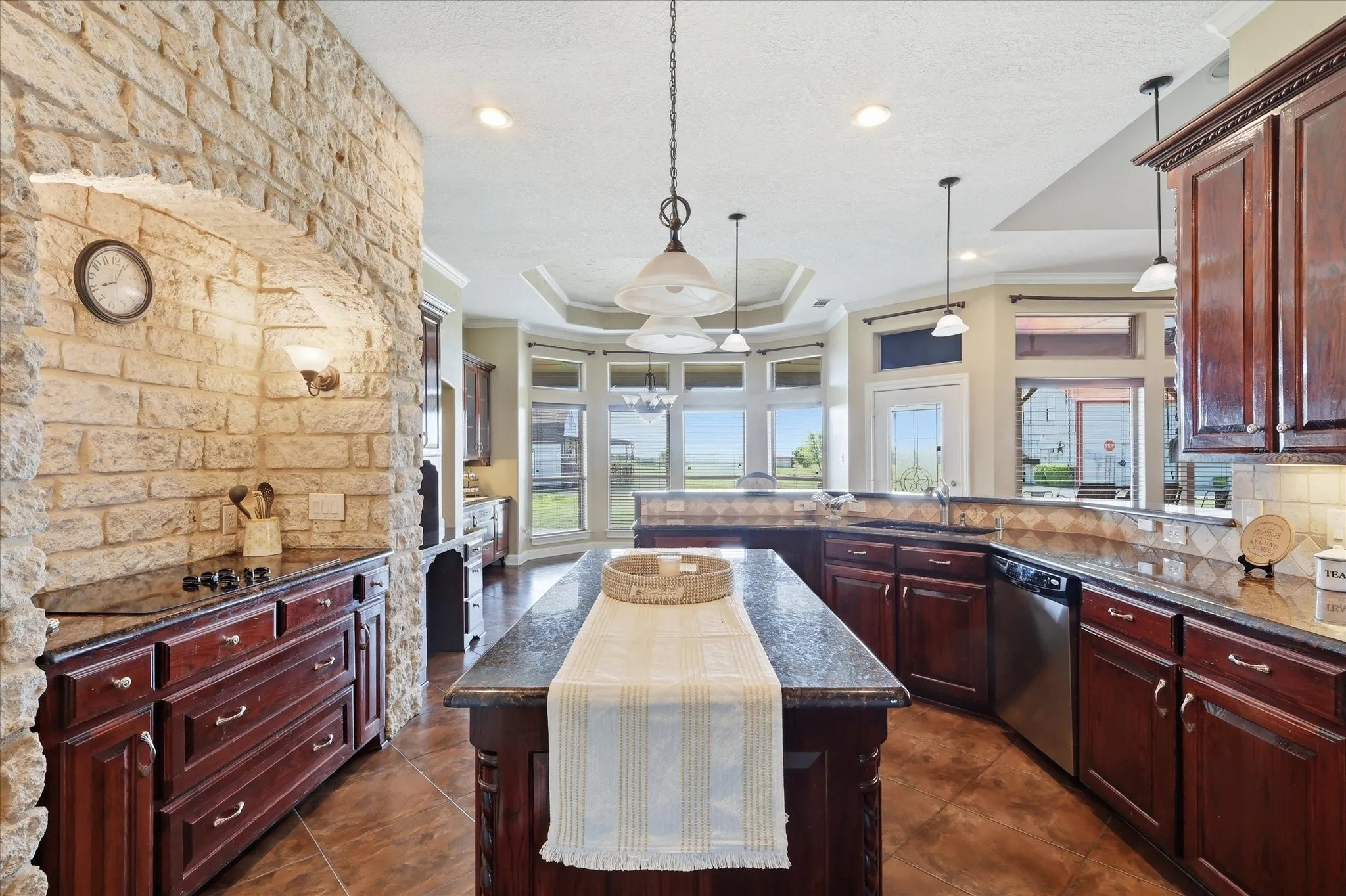 Single Family Residence For Sale in Collin County , 899 FM 1138, Royse City, Texas 75189, 3 Bedroom, 3 Bathroom, 2 Garage spaces, 3,606 Sqft, built in 2004, Price $759,900, mls#21300596, Real Estate Agent in Royse City, Homes For Sale in Collin county, Homes For Sale in Royse City, Realtor in Royse City Texas, Real Estate Brokerage Independent Realty Texas, Luminita Cordes Realtor