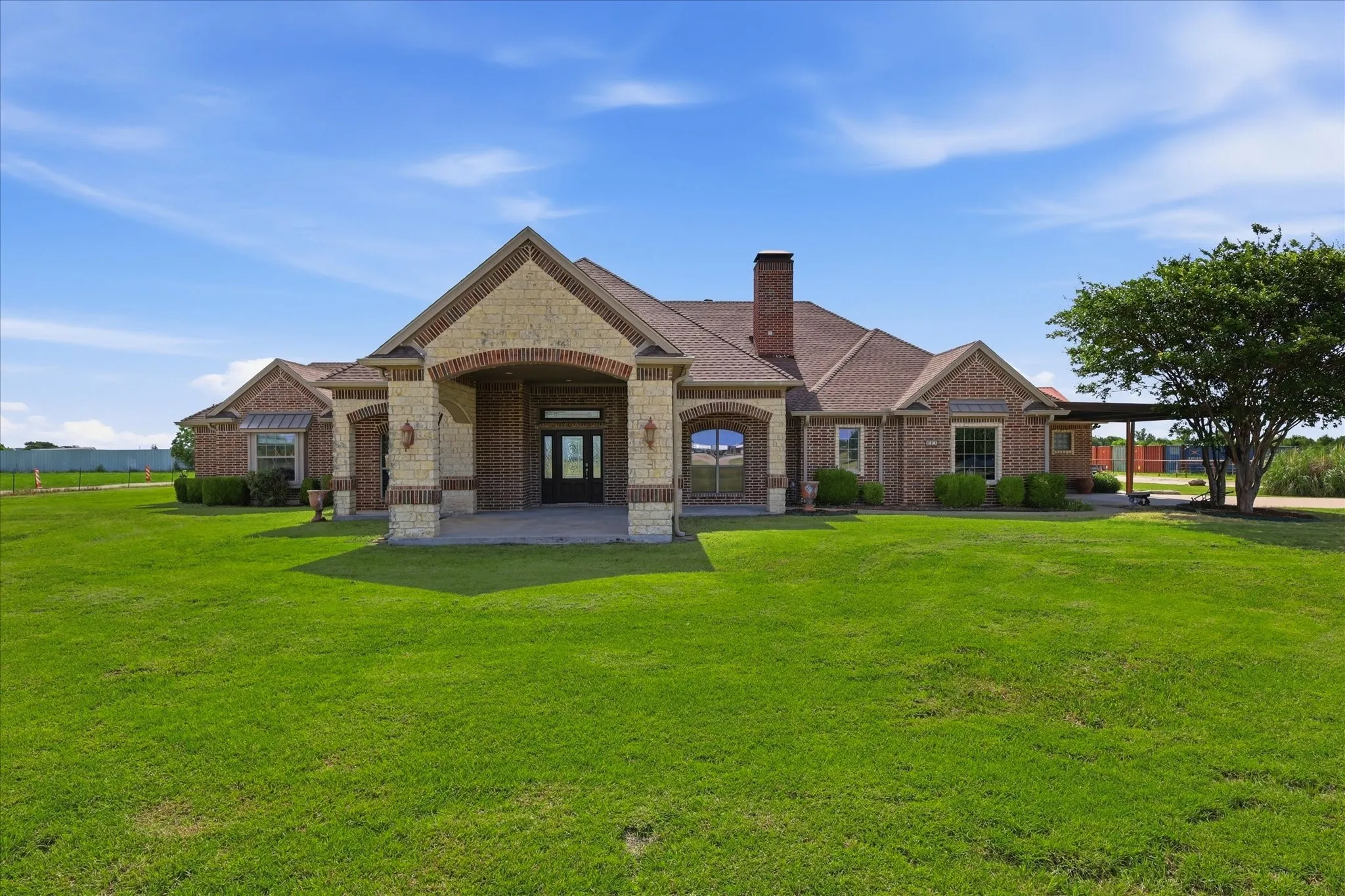Single Family Residence For Sale in Collin County , 899 FM 1138, Royse City, Texas 75189, 3 Bedroom, 3 Bathroom, 2 Garage spaces, 3,606 Sqft, built in 2004, Price $759,900, mls#21300596, Real Estate Agent in Royse City, Homes For Sale in Collin county, Homes For Sale in Royse City, Realtor in Royse City Texas, Real Estate Brokerage Independent Realty Texas, Luminita Cordes Realtor