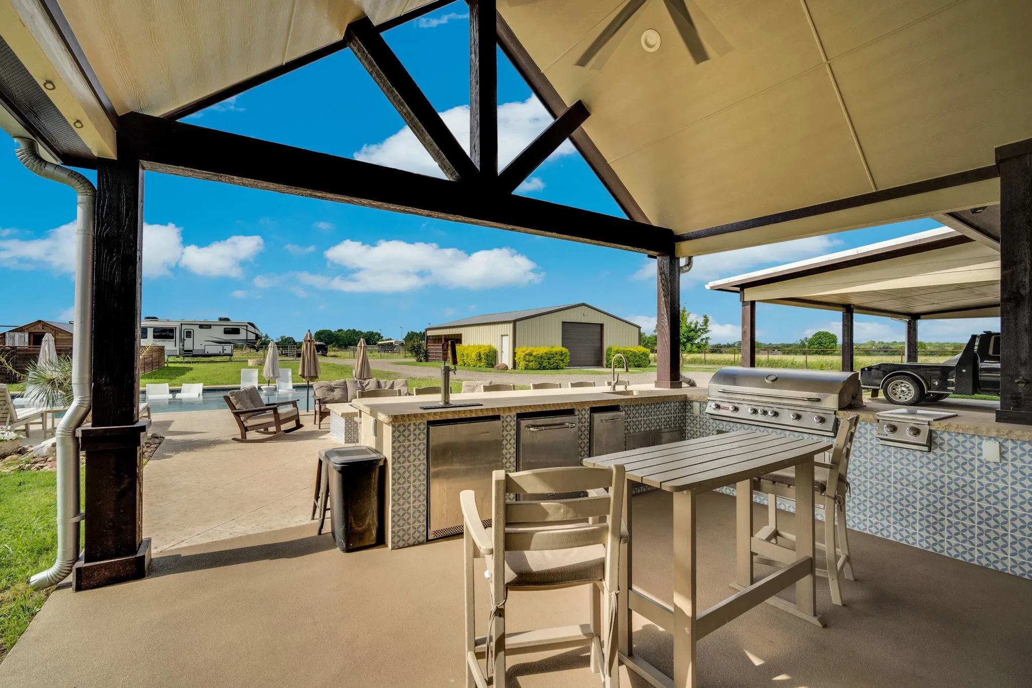 Single Family Residence For Sale in Ellis County , 61 Rockett Lane, Pecan Hill, Texas 75154, 4 Bedroom, 3 Bathroom, 1 Garage spaces, 2,885 Sqft, built in 2016, mls#21297961, Real Estate Agent in Pecan Hill, Homes For Sale in Ellis county, Homes For Sale in Pecan Hill, Realtor in Pecan Hill Texas, Real Estate Brokerage Independent Realty Texas, Luminita Cordes Realtor