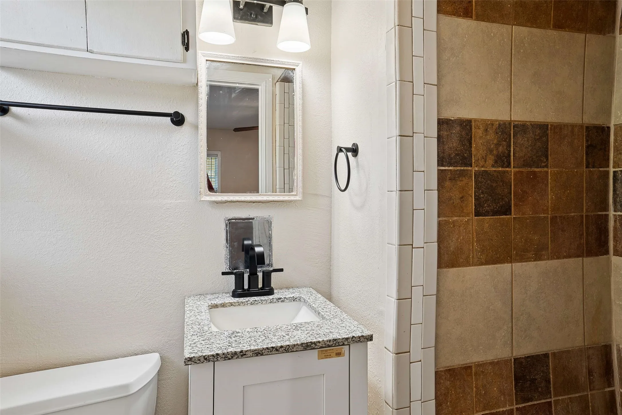 Single Family Residence For Sale in Tarrant County , 4113 Pate Drive, Fort Worth, Texas 76119, 4 Bedroom, 3 Bathroom, 1 Garage spaces, 1,559 Sqft, built in 1955, mls#21301226, Real Estate Agent in Fort Worth, Homes For Sale in Tarrant county, Homes For Sale in Fort Worth, Realtor in Fort Worth Texas, Real Estate Brokerage Independent Realty Texas, Luminita Cordes Realtor