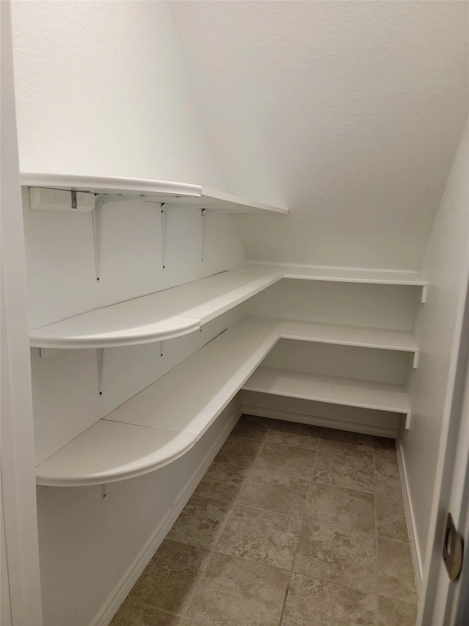 Single Family Residence For Rent in Denton County , 4725 Redbud Drive, Denton, Texas 76208, 4 Bedroom, 3 Bathroom, 2 Garage spaces, 2,480 Sqft, built in 2018, mls#21301081, Real Estate Agent in Denton, Homes For Rent in Denton county, Homes For Rent in Denton, Realtor in Denton Texas, Real Estate Brokerage Independent Realty Texas, Luminita Cordes Realtor