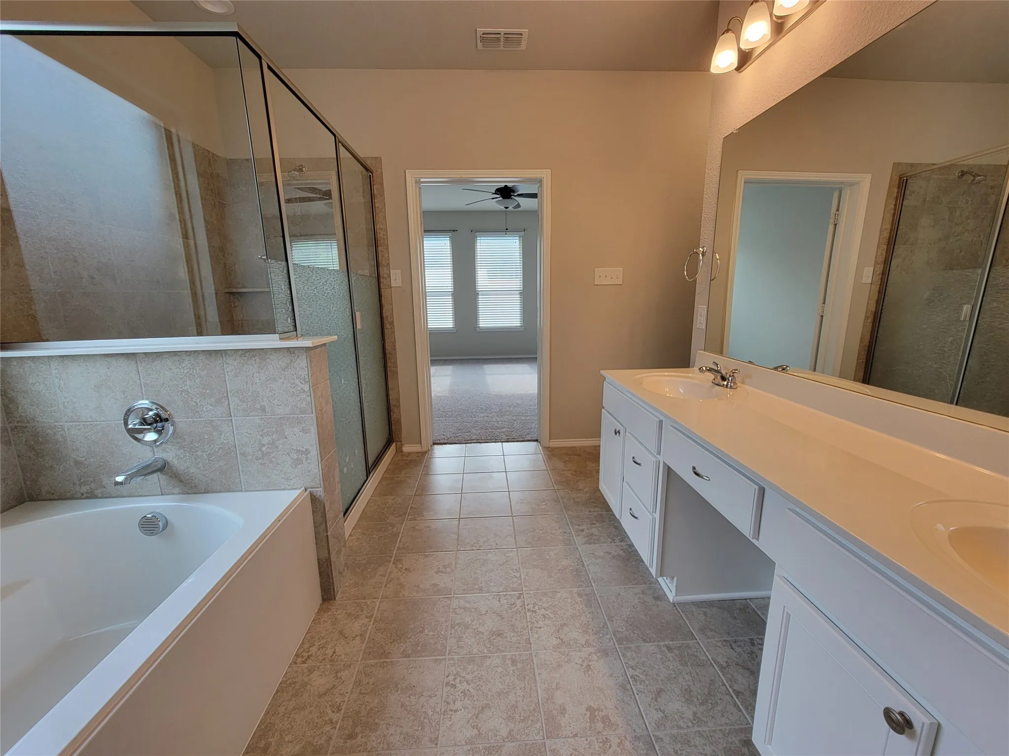 Single Family Residence For Rent in Denton County , 4725 Redbud Drive, Denton, Texas 76208, 4 Bedroom, 3 Bathroom, 2 Garage spaces, 2,480 Sqft, built in 2018, mls#21301081, Real Estate Agent in Denton, Homes For Rent in Denton county, Homes For Rent in Denton, Realtor in Denton Texas, Real Estate Brokerage Independent Realty Texas, Luminita Cordes Realtor