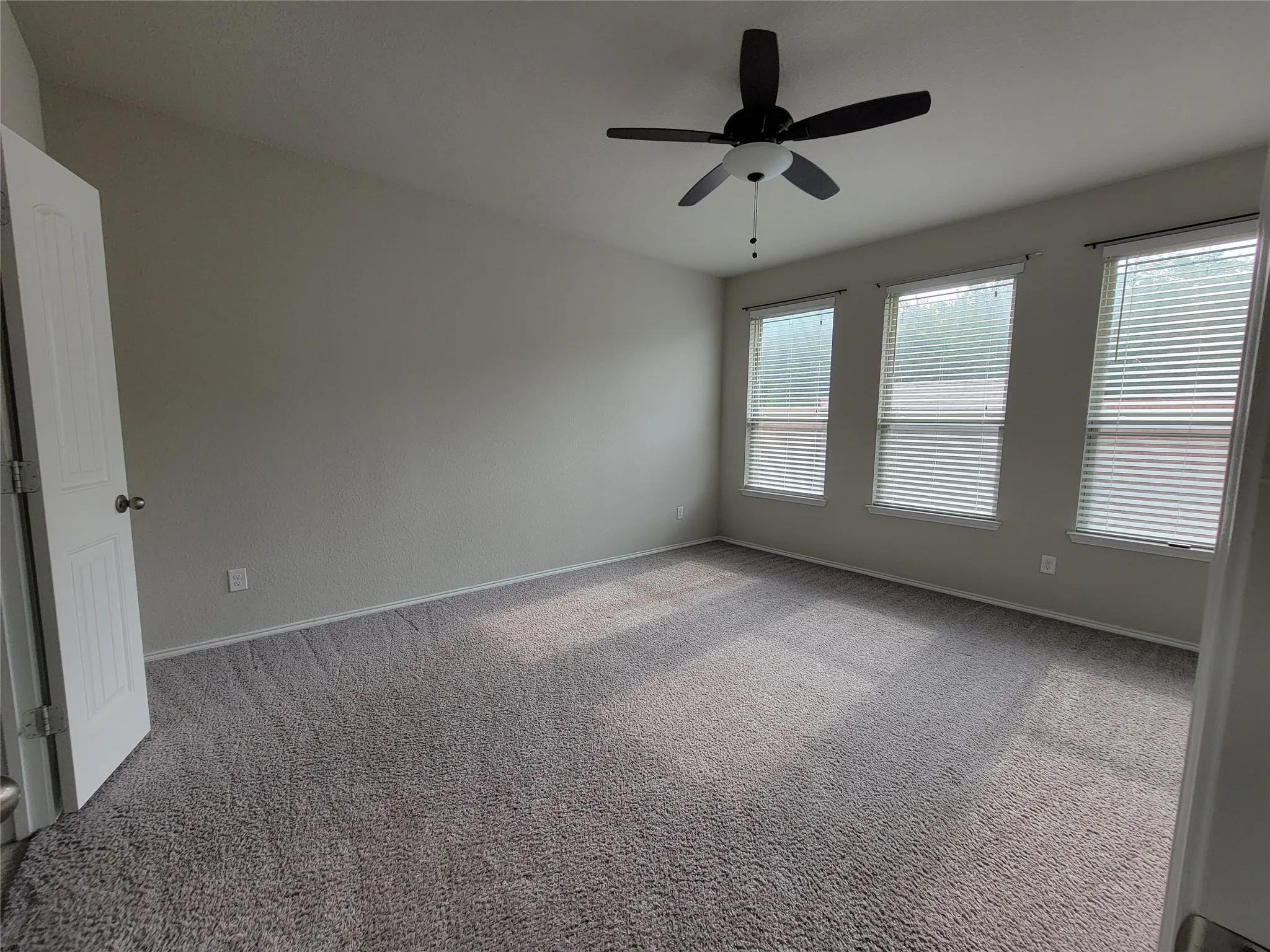 Single Family Residence For Rent in Denton County , 4725 Redbud Drive, Denton, Texas 76208, 4 Bedroom, 3 Bathroom, 2 Garage spaces, 2,480 Sqft, built in 2018, mls#21301081, Real Estate Agent in Denton, Homes For Rent in Denton county, Homes For Rent in Denton, Realtor in Denton Texas, Real Estate Brokerage Independent Realty Texas, Luminita Cordes Realtor