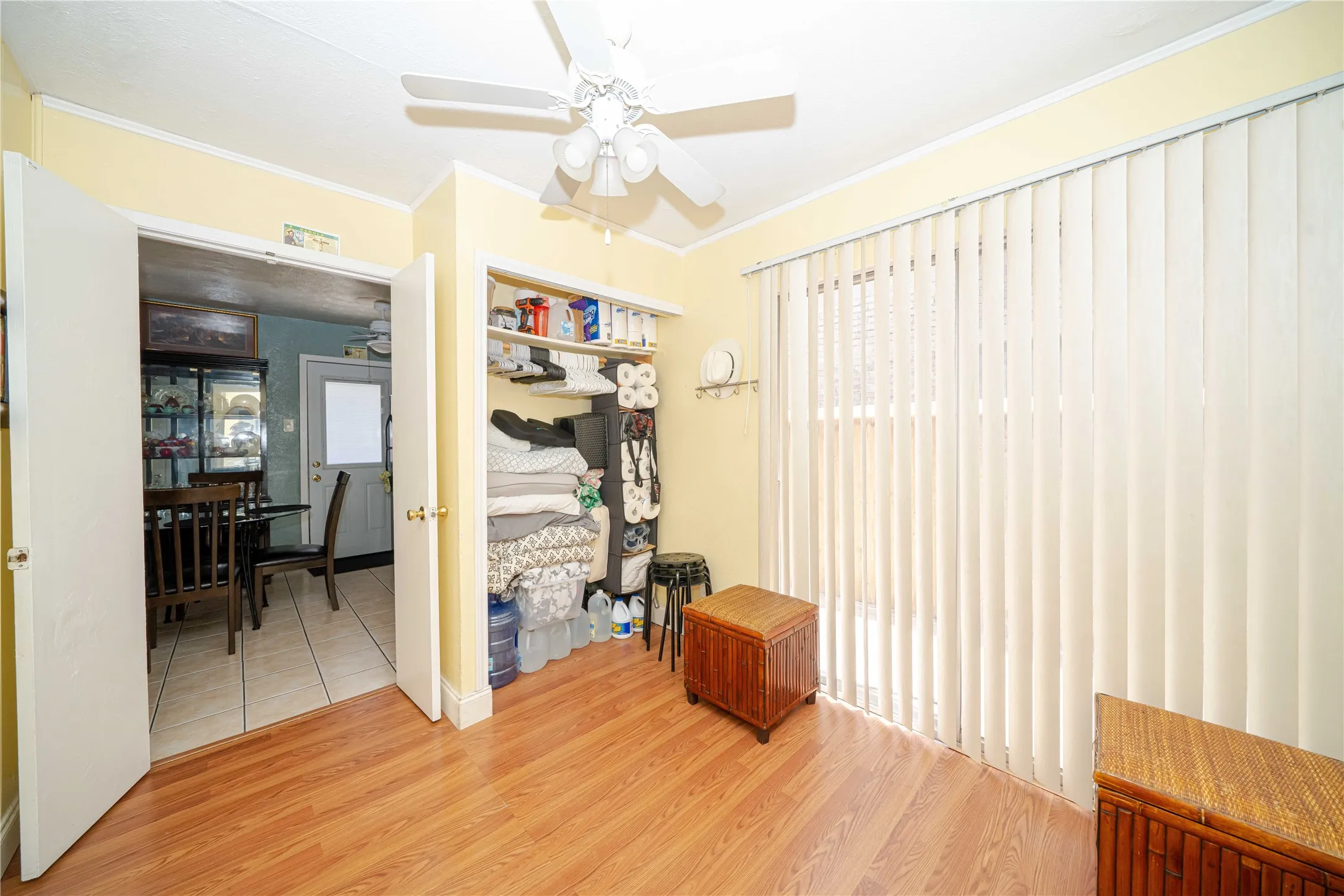 Townhouse For Sale in Dallas County , 13544 Waterfall Way, Dallas, Texas 75240, 2 Bedroom, 2 Bathroom, Garage spaces, 1,064 Sqft, built in 1969, mls#21301254, Real Estate Agent in Dallas, Homes For Sale in Dallas county, Homes For Sale in Dallas, Realtor in Dallas Texas, Real Estate Brokerage Independent Realty Texas, Luminita Cordes Realtor