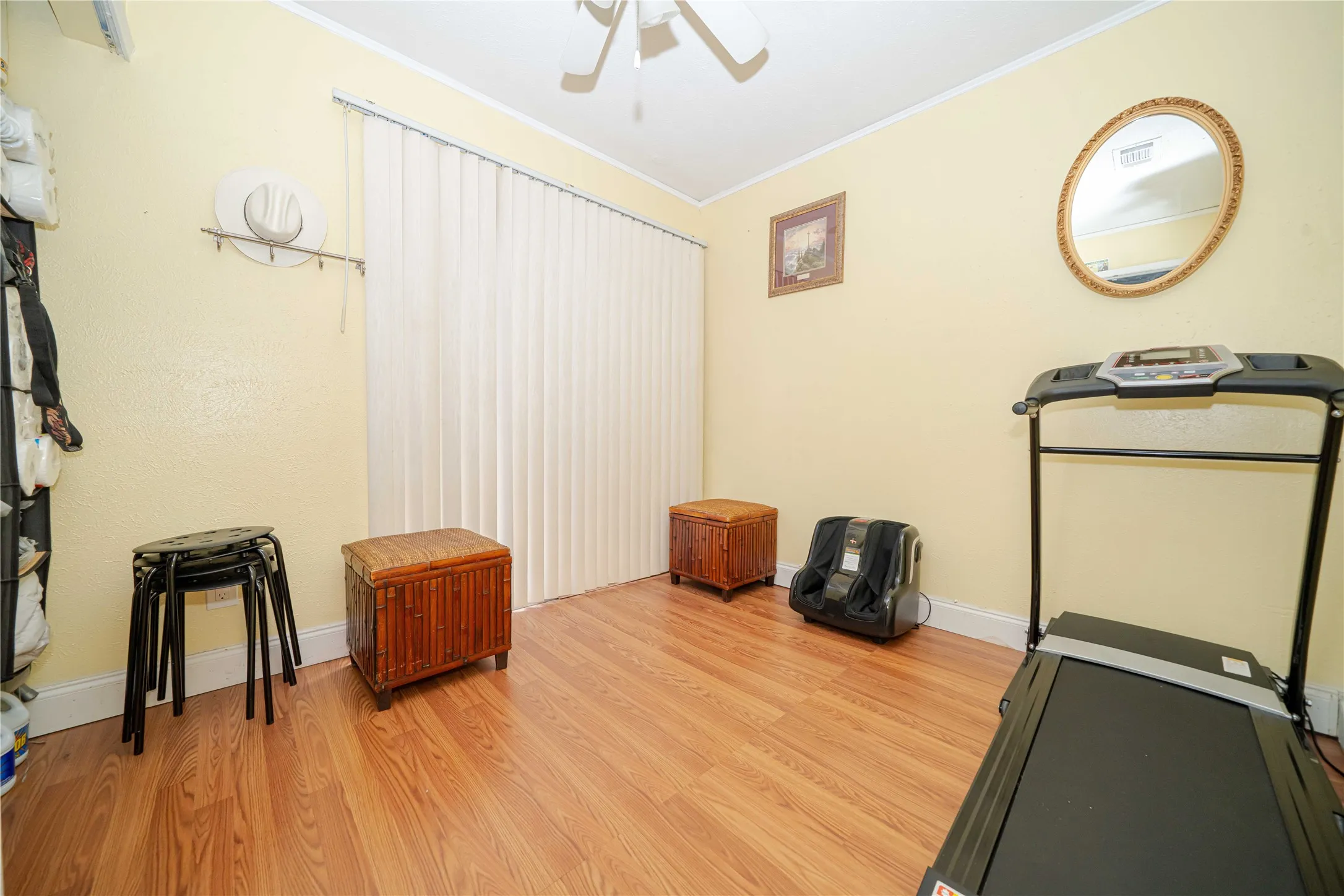 Townhouse For Sale in Dallas County , 13544 Waterfall Way, Dallas, Texas 75240, 2 Bedroom, 2 Bathroom, Garage spaces, 1,064 Sqft, built in 1969, mls#21301254, Real Estate Agent in Dallas, Homes For Sale in Dallas county, Homes For Sale in Dallas, Realtor in Dallas Texas, Real Estate Brokerage Independent Realty Texas, Luminita Cordes Realtor