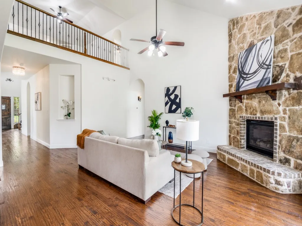 Single Family Residence For Rent in Denton County , 1191 Polo Heights Drive, Frisco, Texas 75033, 5 Bedroom, 4 Bathroom, 2 Garage spaces, 3,737 Sqft, built in 2015, mls#21300806, Real Estate Agent in Frisco, Homes For Rent in Denton county, Homes For Rent in Frisco, Realtor in Frisco Texas, Real Estate Brokerage Independent Realty Texas, Luminita Cordes Realtor