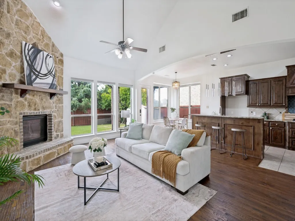 Single Family Residence For Rent in Denton County , 1191 Polo Heights Drive, Frisco, Texas 75033, 5 Bedroom, 4 Bathroom, 2 Garage spaces, 3,737 Sqft, built in 2015, mls#21300806, Real Estate Agent in Frisco, Homes For Rent in Denton county, Homes For Rent in Frisco, Realtor in Frisco Texas, Real Estate Brokerage Independent Realty Texas, Luminita Cordes Realtor